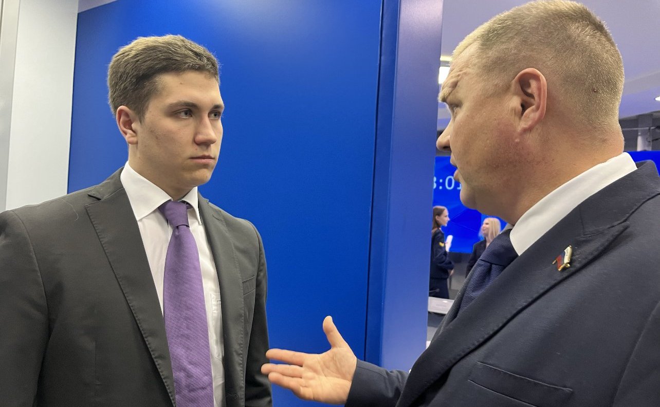 Игорь Кастюкевич инициировал обсуждение вопросов создания эффективной системы патриотического воспитания с экспертами и молодежью