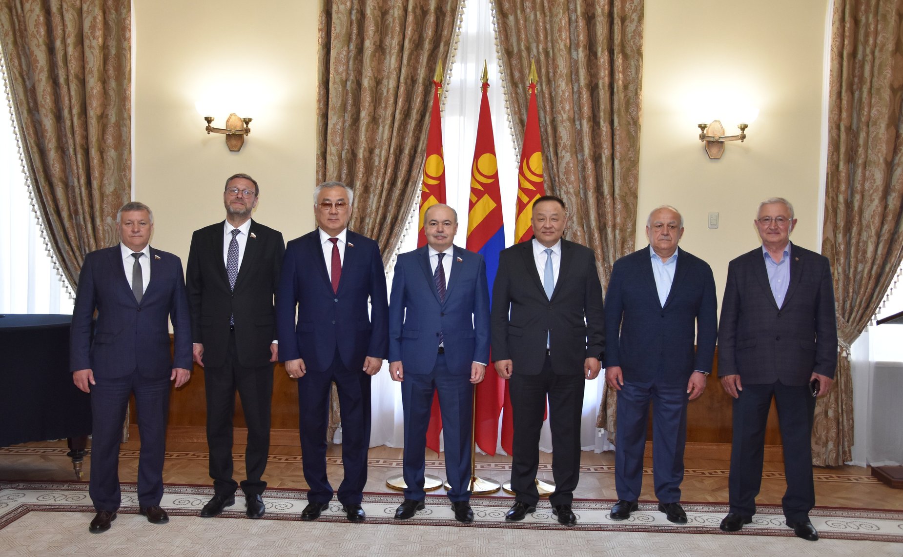 Баир Жамсуева наградили орденом «Полярная звезда»