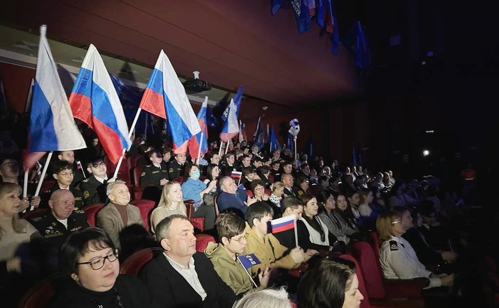 Митинг-концерт «Za мир! Za Россию! Za Президента!»