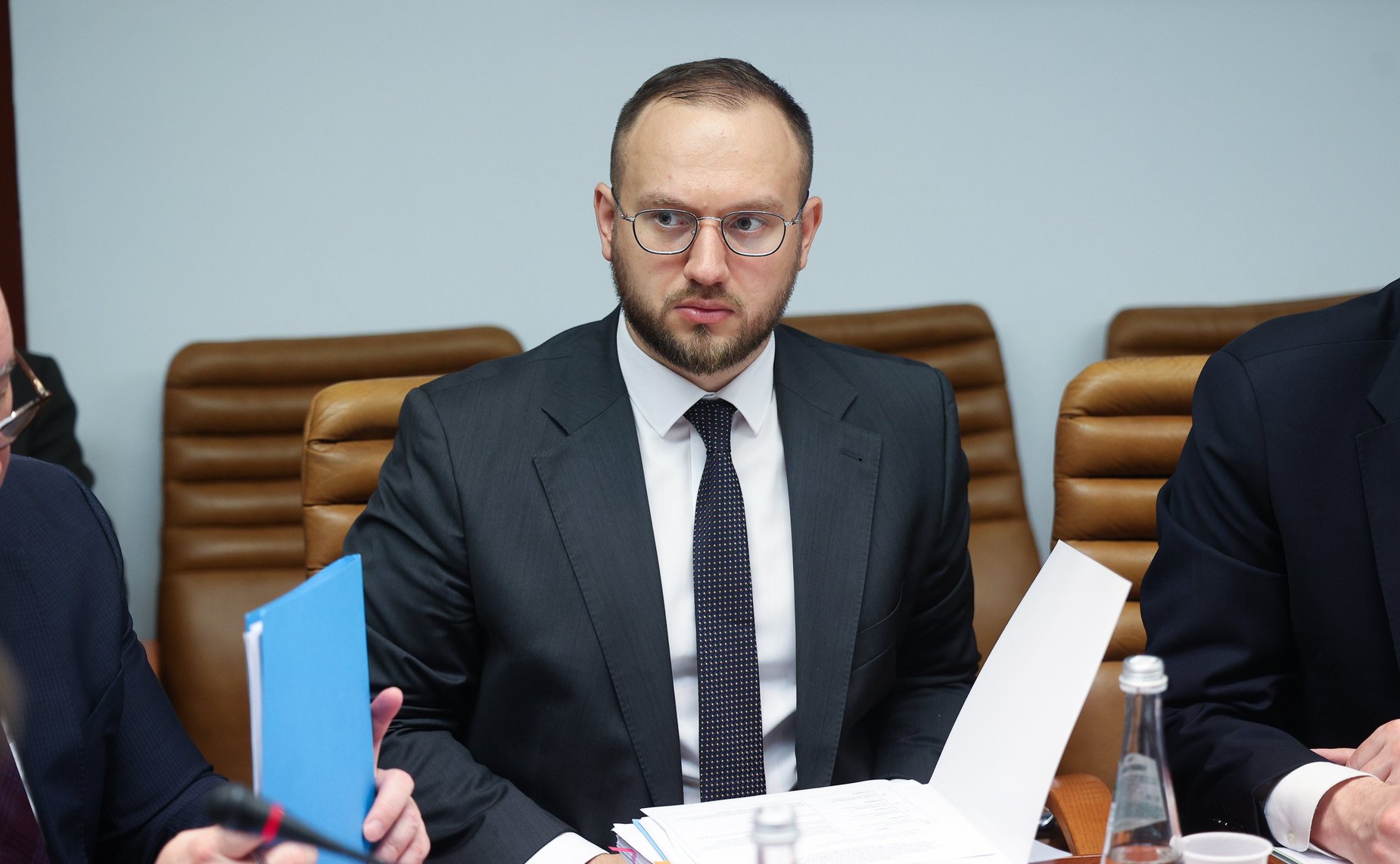 Заседание секции «Цифровая трансформация транспорта» на тему «Обсуждение концепций логистического проекта-международного транспорта БАС-Хаба с применением беспилотных летательных аппаратов между Россией и Китаем»