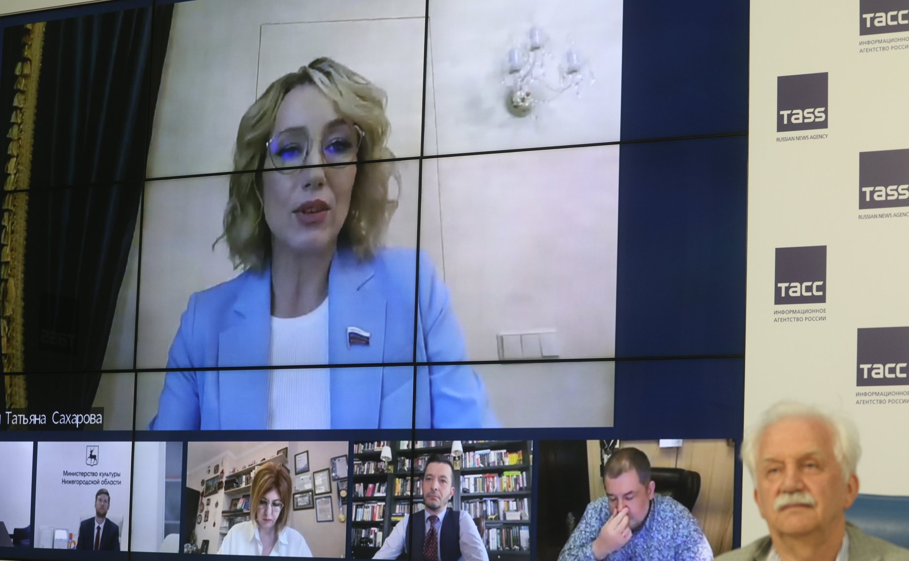 Татьяна Сахарова приняла участие в пресс-конференции, посвященной старту проекта «Читающий август» фестивального движения «Книжные маяки России»