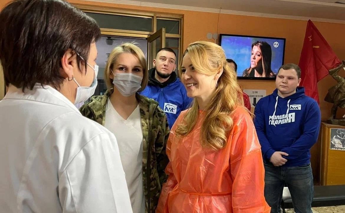 Дарья Лантратова посетила госпиталь в Луганской Народной Республике