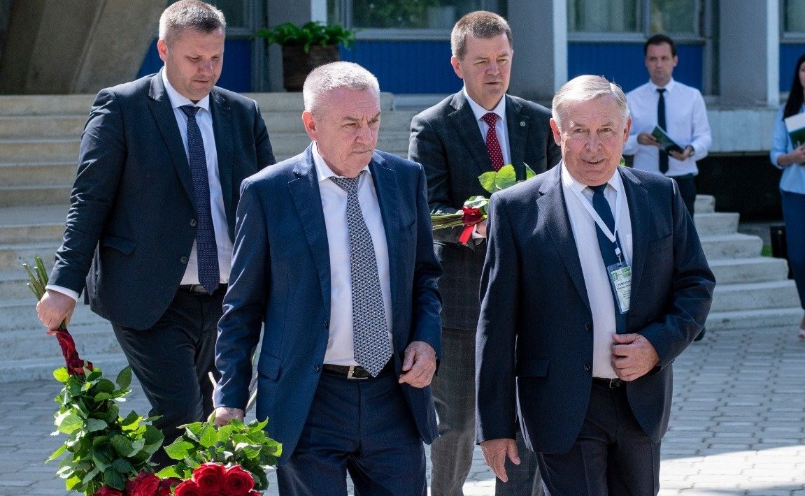 Владимир Бекетов принял участие в Международной научно-практической конференции, посвященной 100-летию селекции пшеницы на Кубани и 120-летию со дня рождения советского селекционера П.П. Лукьяненко, прошедшей в Краснодаре