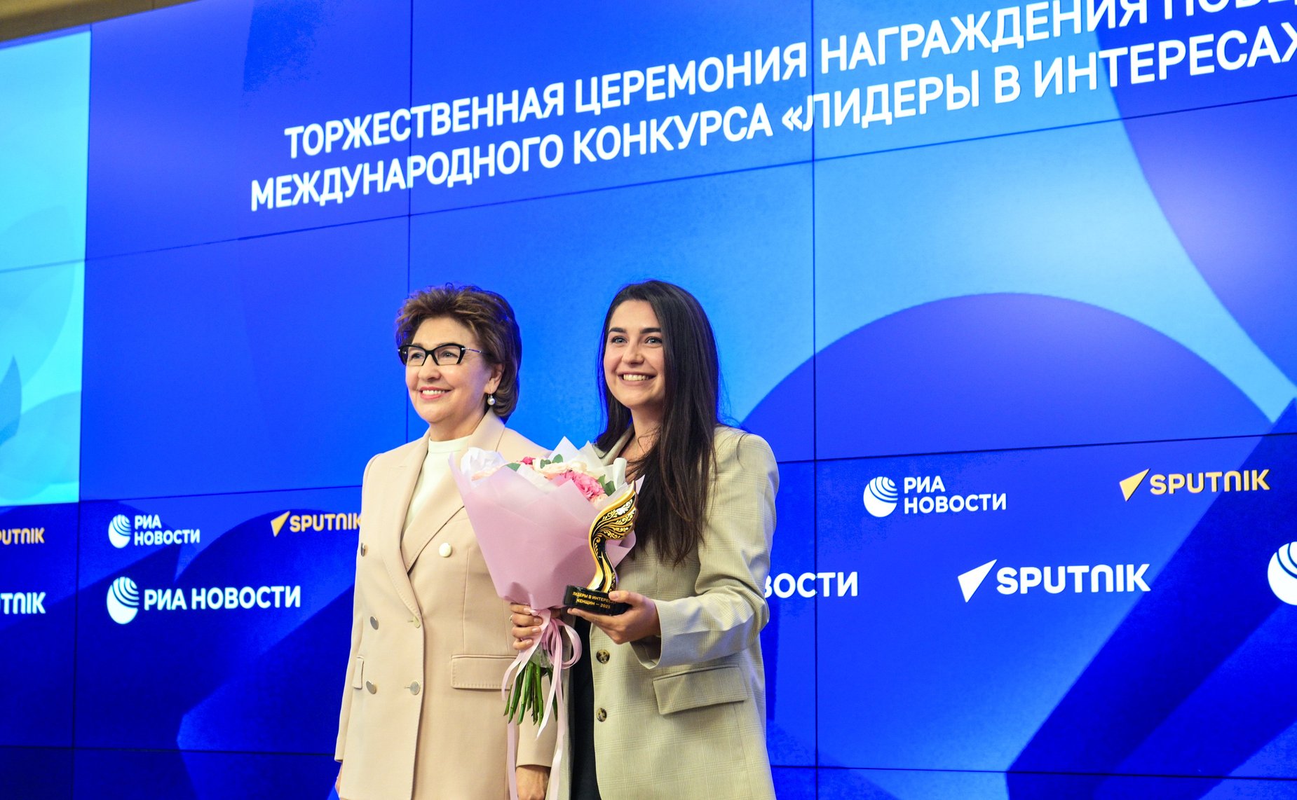 В ММПЦ «Россия сегодня» прошла церемония подведения итогов конкурса «Лидеры в интересах женщин»