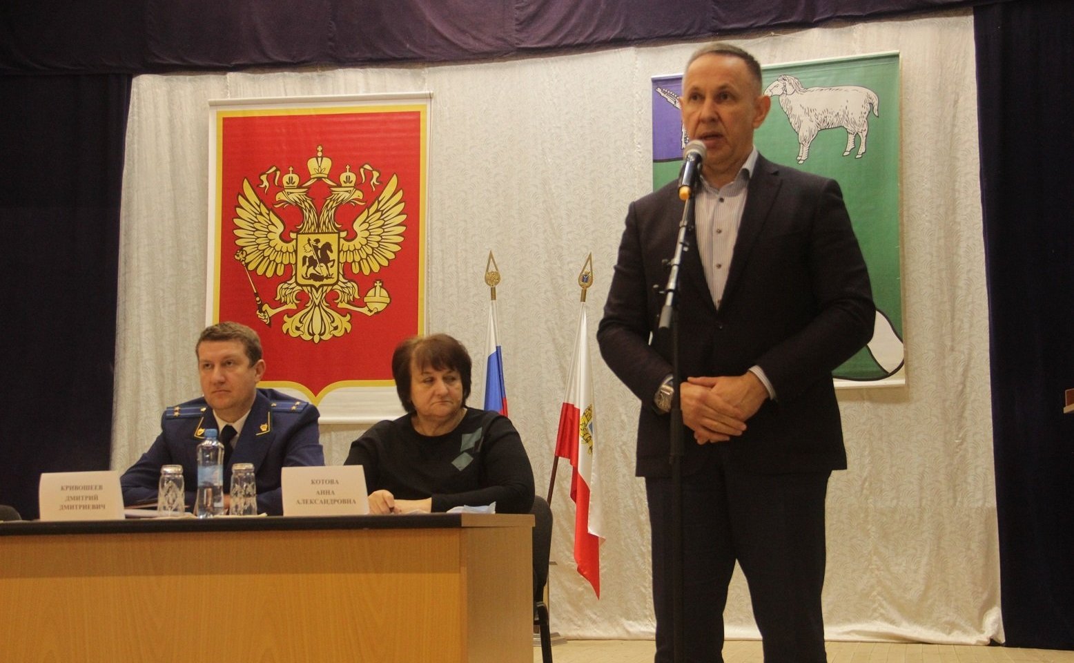 Олег Алексеев в ходе работы в регионе принял участие в заседании актива Александрово-Гайского муниципального района