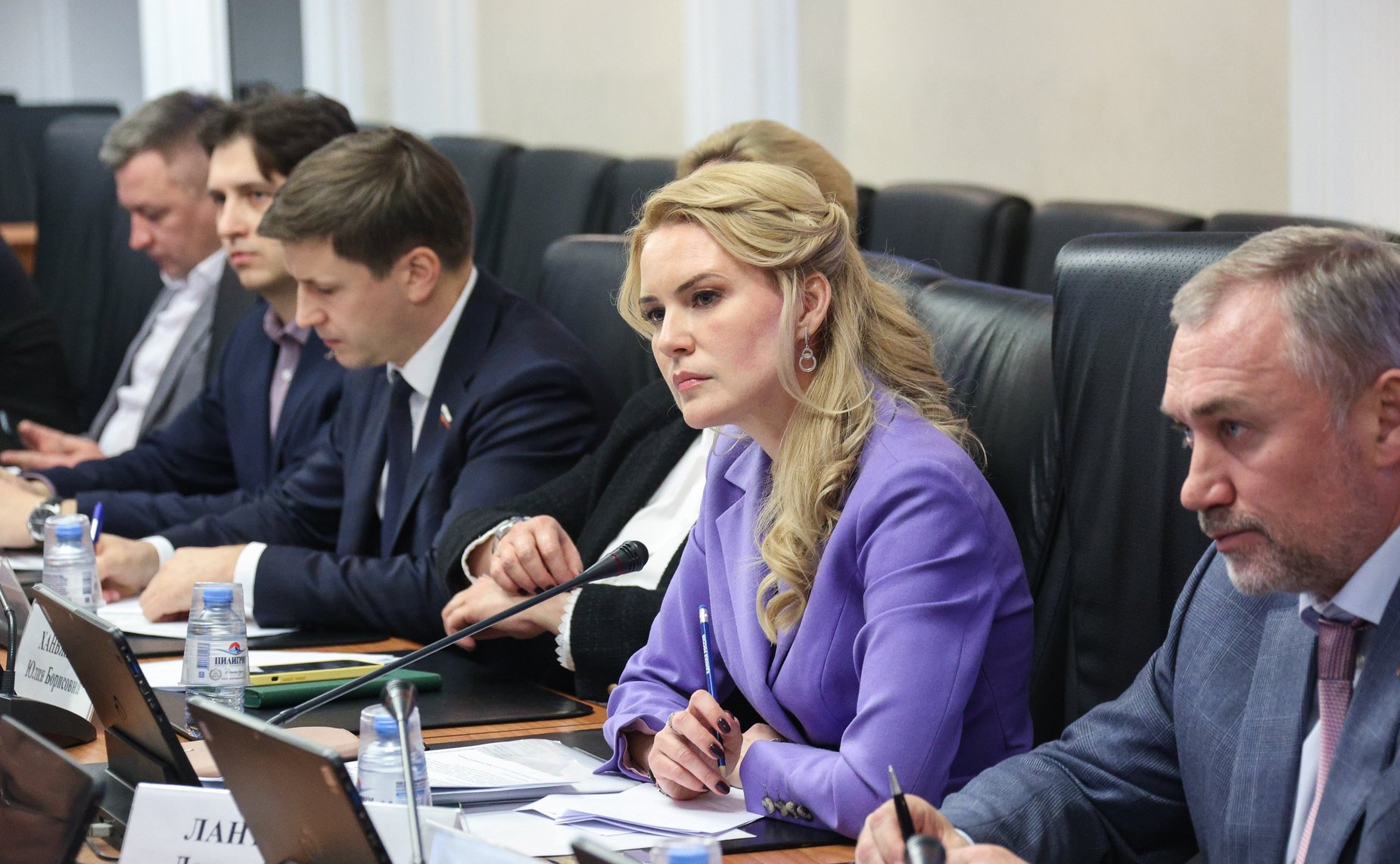 Круглый стол Комитета СФ по социальной политике «Государственная поддержка развития кружков технического творчества молодежи в области развития беспилотных летательных систем»