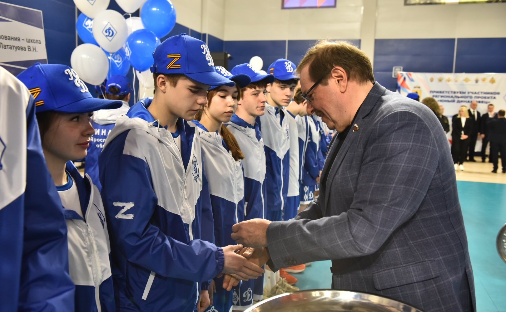 Александр Русаков