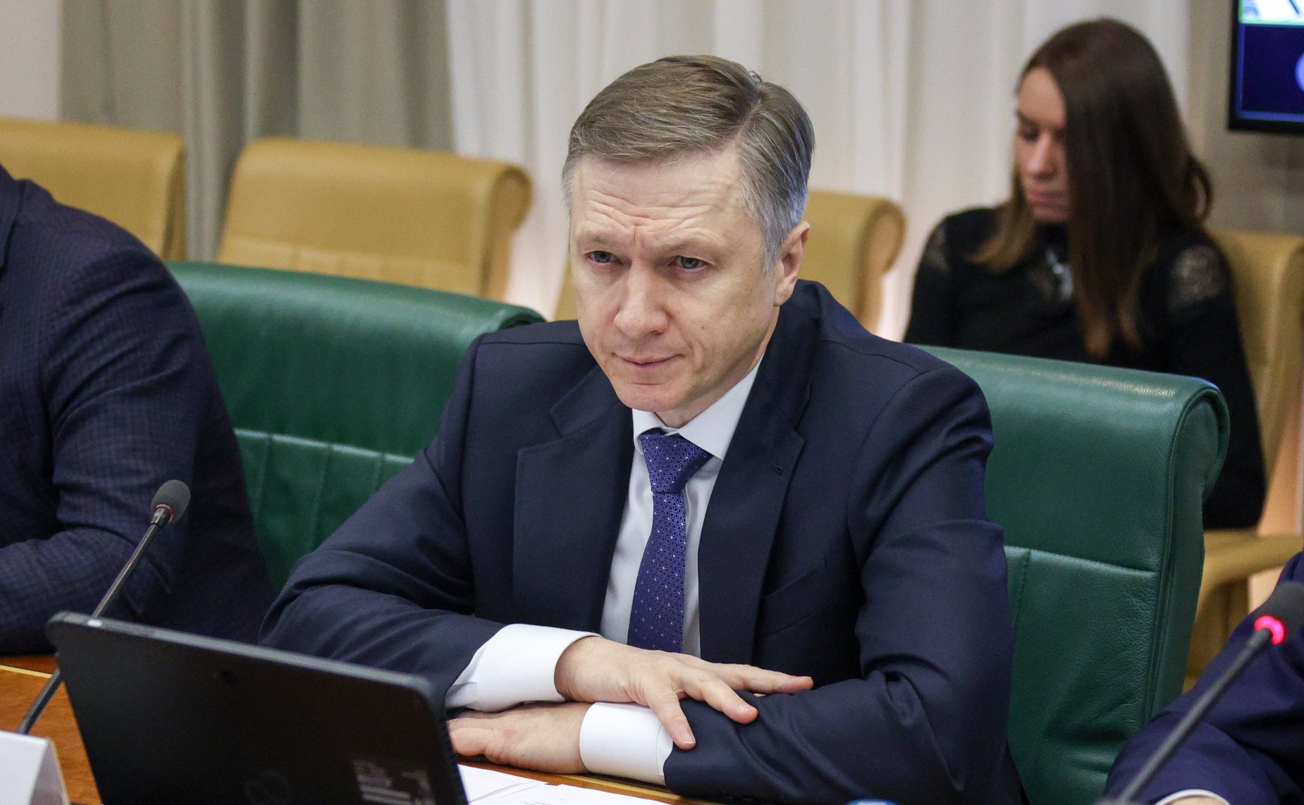 Парламентские слушания Комитета СФ по экономической политике «О реализации программ обновления парка общественного транспорта в субъектах РФ»