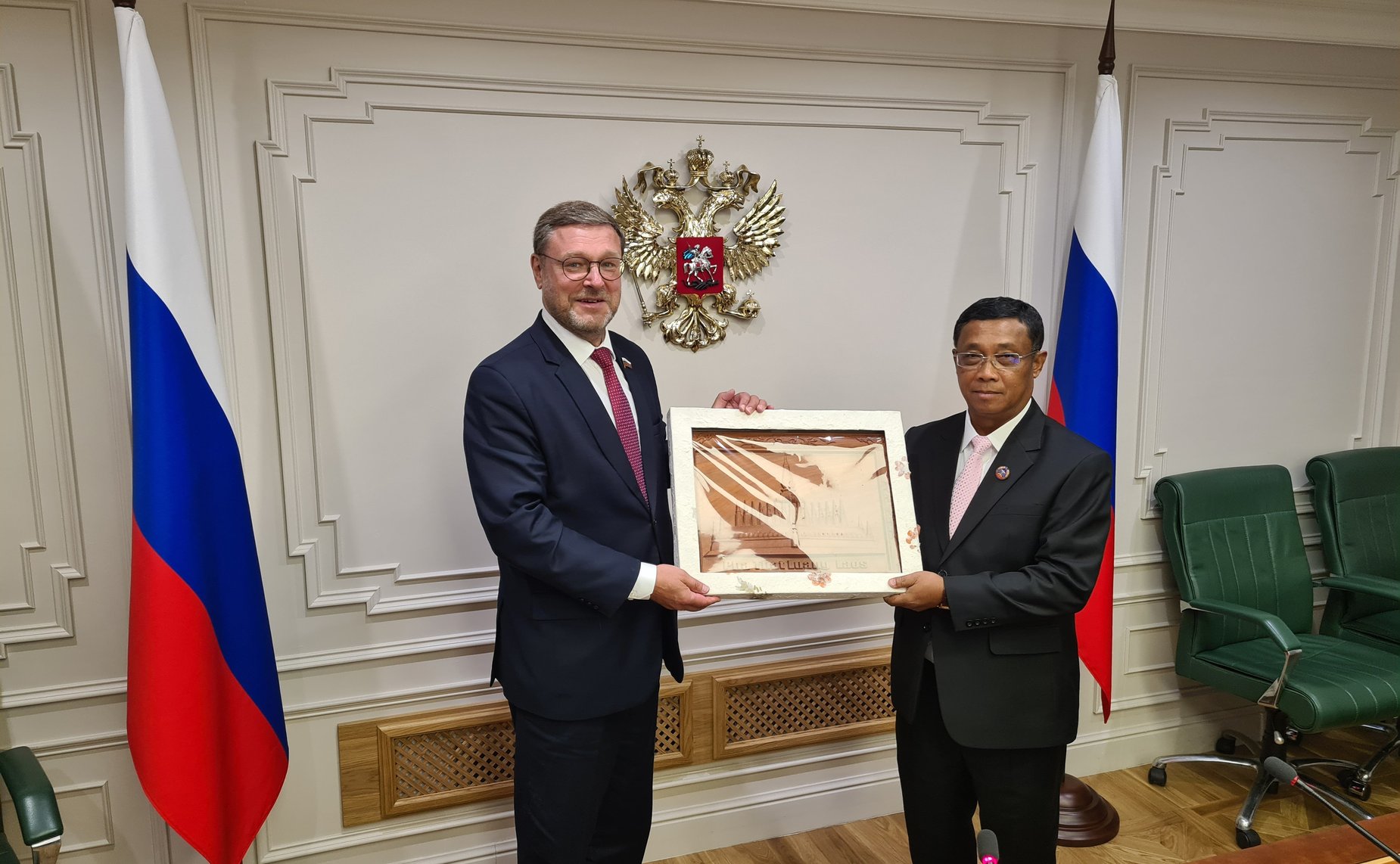 Константин Косачев провел встречу с заместителем Председателя Национального собрания Лаосской Народно-Демократической Республики Сувоном Лыангбунми