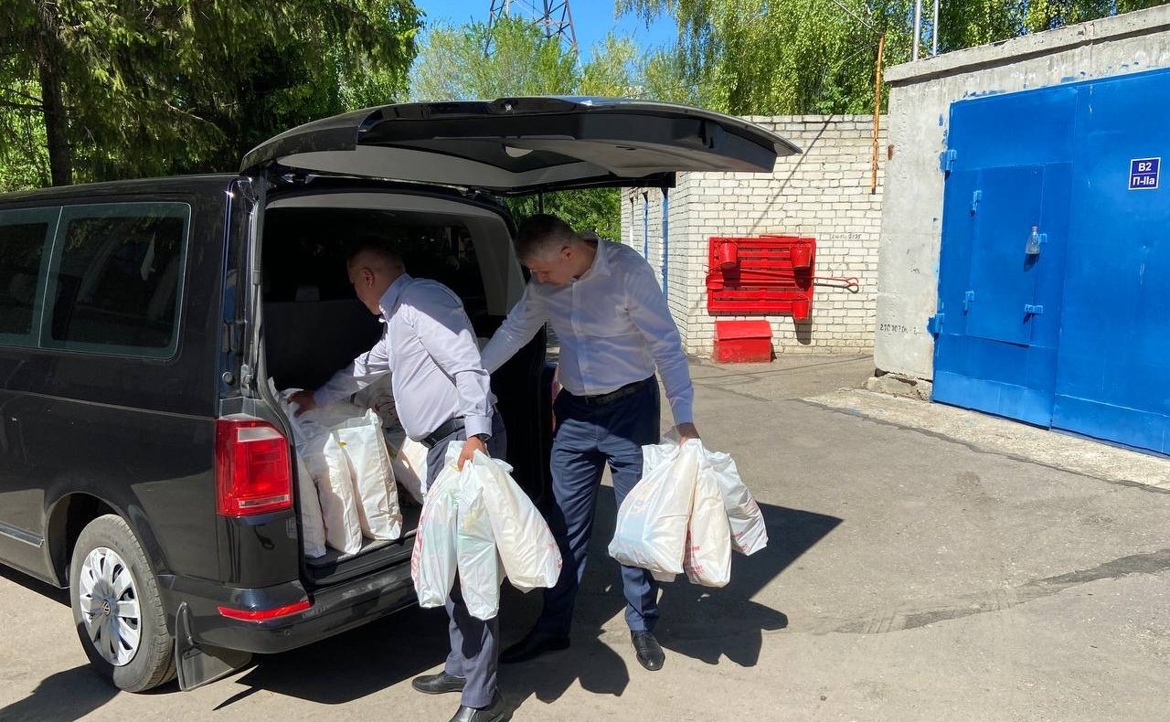 Айрат Гибатдинов в Международный день защиты детей посетил ряд детских образовательных учреждений региона