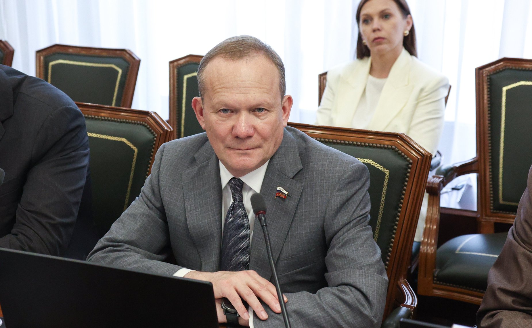Виктор Зобнев