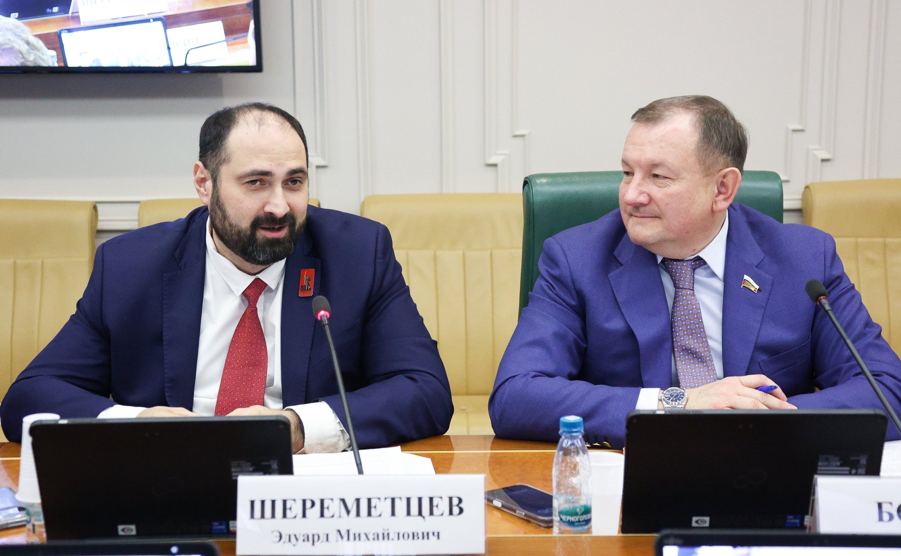 Круглый стол на тему «Обеспечение технологического лидерства в нефтегазовом секторе: цифровая трансформация, обеспечение кадрами, локализация оборудования»