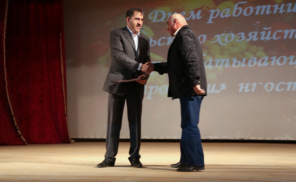 Третий день пребывания Делегации Комитета по обороне и безопасности Совета Федерации в Республике Ингушетия начался с посещения открывшегося совсем недавно Центра культурного развития в Магасе