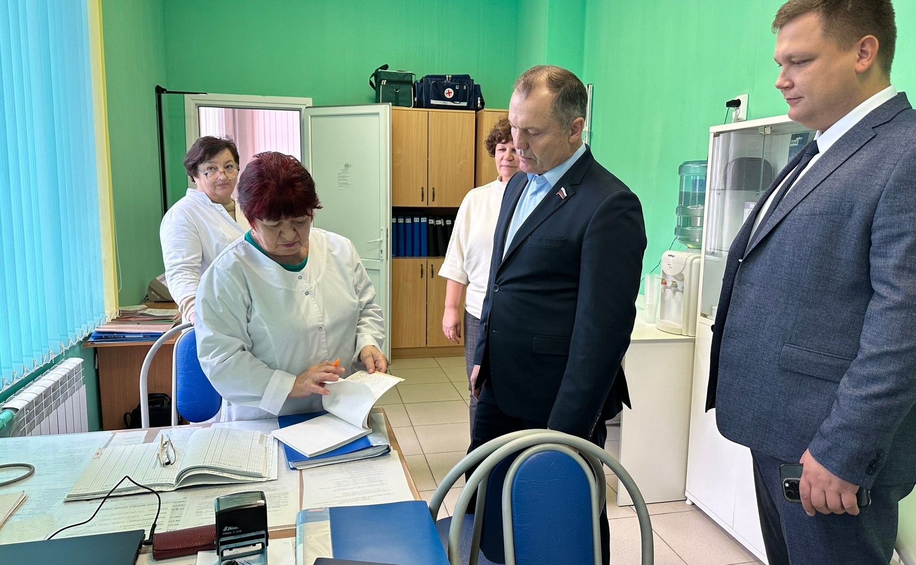 Игорь Мурог проверил оснащение медицинских пунктов в рязанских школах