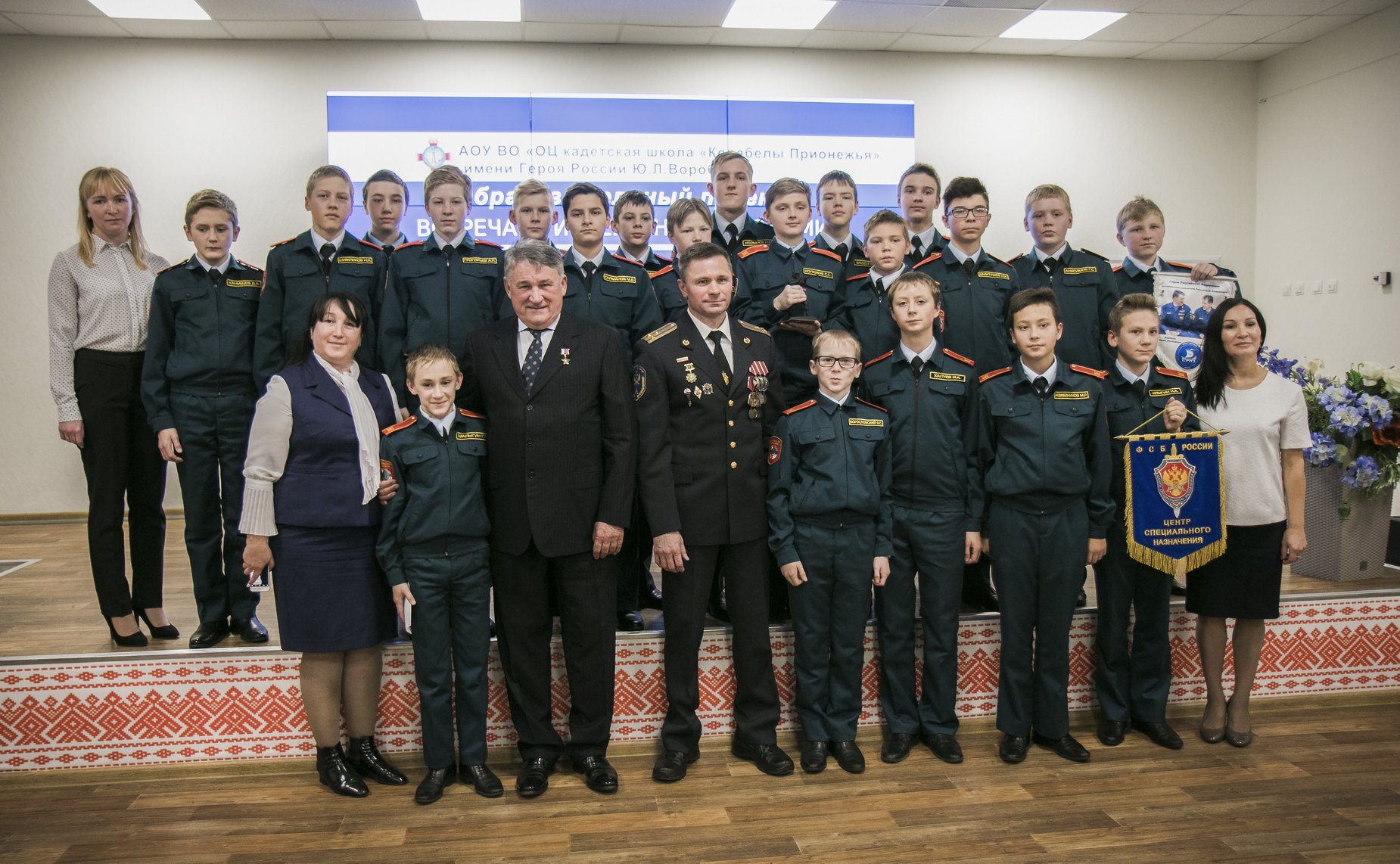 Ю. Воробьев провел урок патриотического воспитания в Кадетской школе «Корабелы Прионежья»