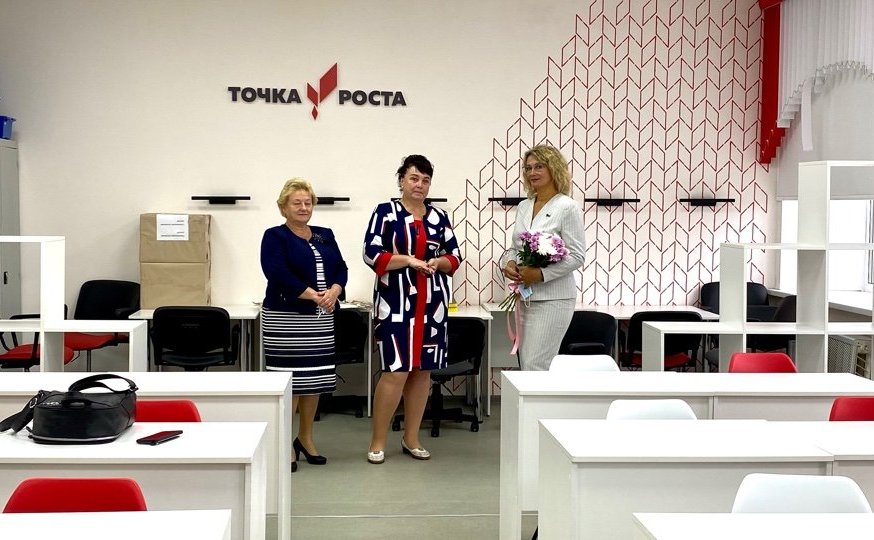 Наталия Косихина в День знаний посетила школы в Первомайском муниципальном районе Ярославской области