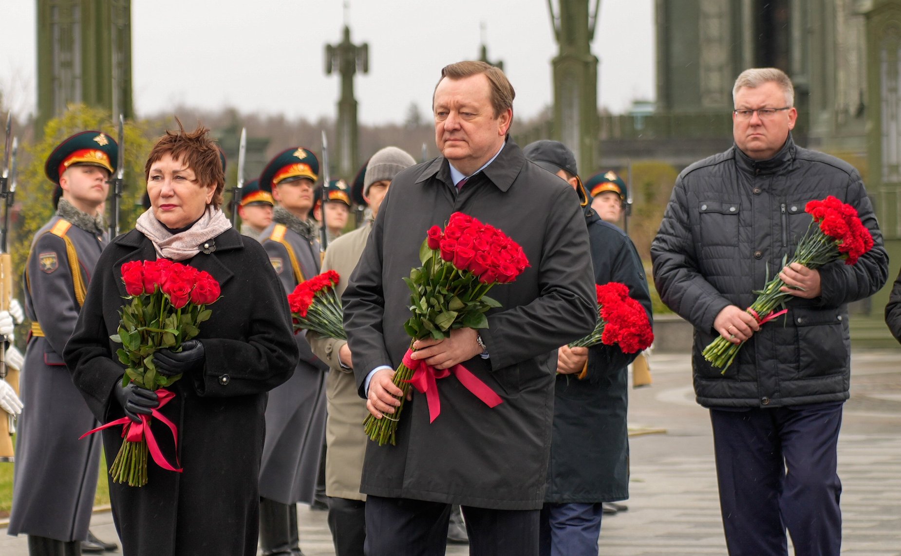 Сенаторы посетили парк «Патриот»