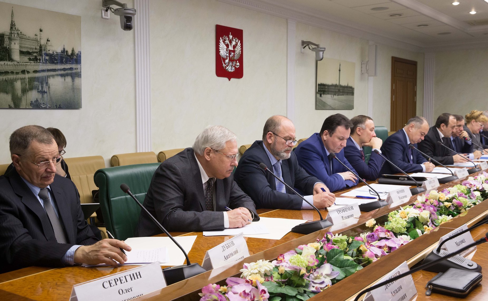 Ильяс Умаханов  провел совещание, посвященное итогам Хаджа-2014