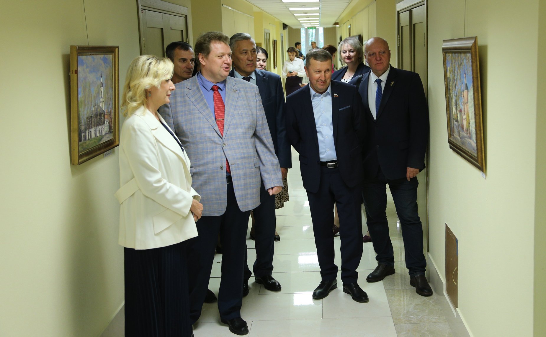 Открытие выставки члена Московского и Российского союза художников С. Борисова в рамках художественного проекта «Россия -Родина моя»