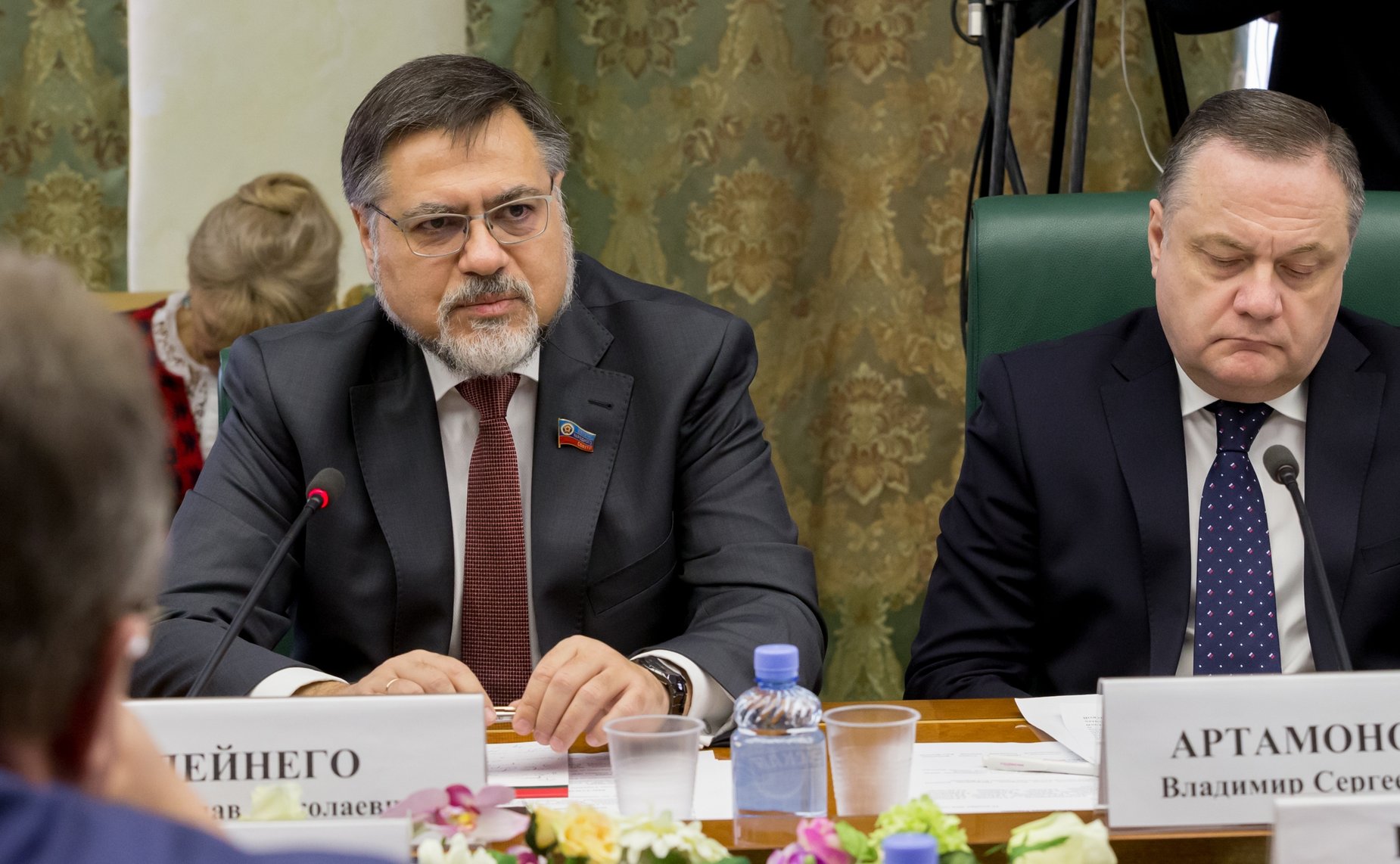 В. Дейнего и В. Артамонов