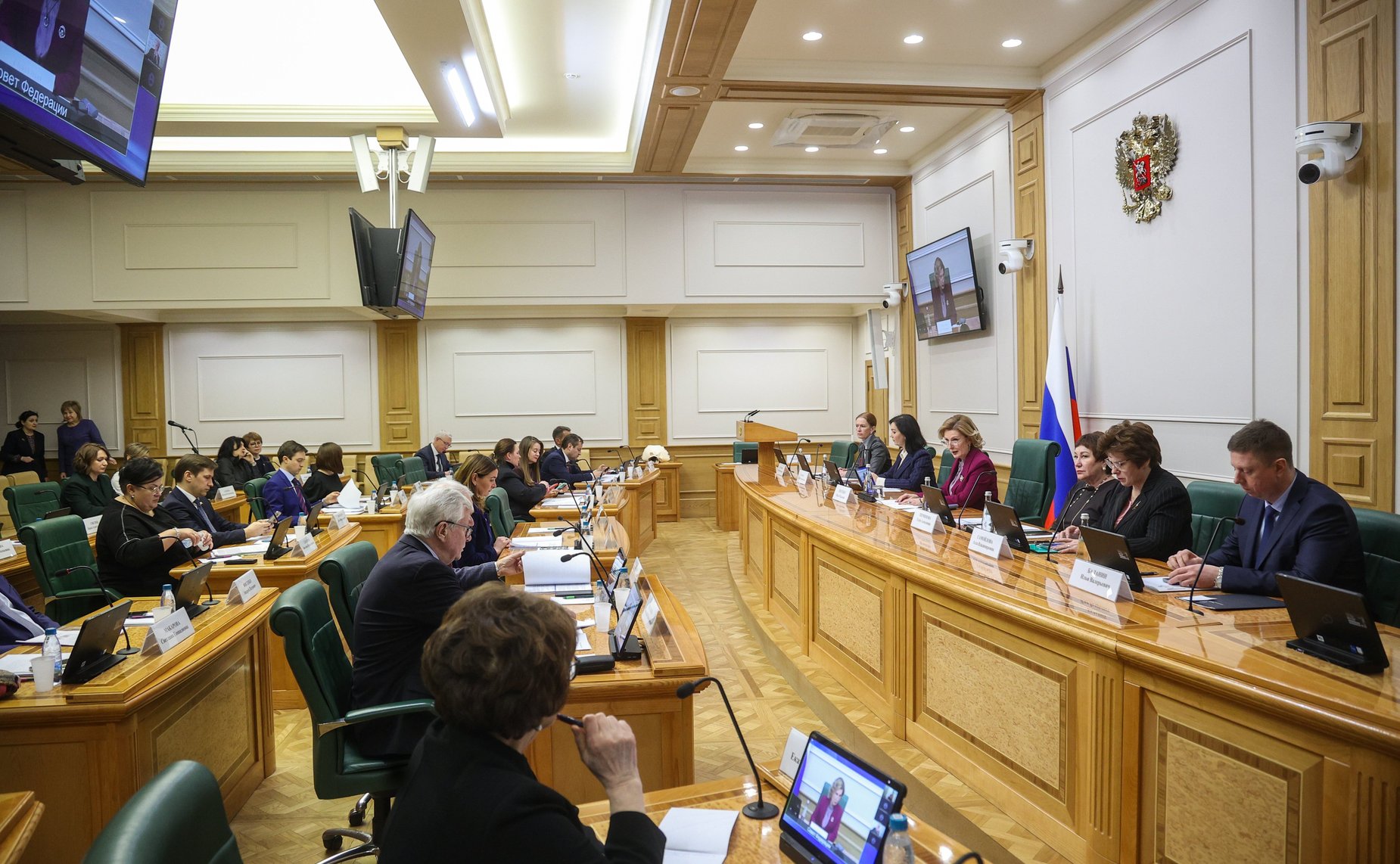 Заседание Совета по региональному здравоохранению при Совете Федерации на тему «Репродуктивное здоровье населения: современный подход к сохранению, диагностике и лечению как фактор улучшения демографической ситуации в стране»