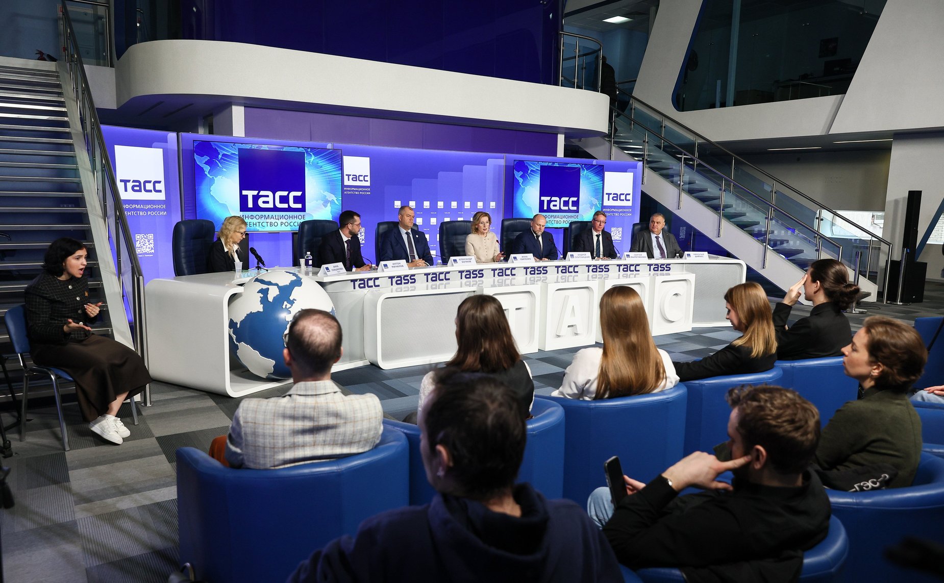 Заместитель Председателя Совета Федерации Инна Святенко приняла участие в пресс-конференции, приуроченной ко Всемирному дню слуха и посвященная вопросам современных методов диагностики, лечения и реабилитации пациентов с нарушениями слуха