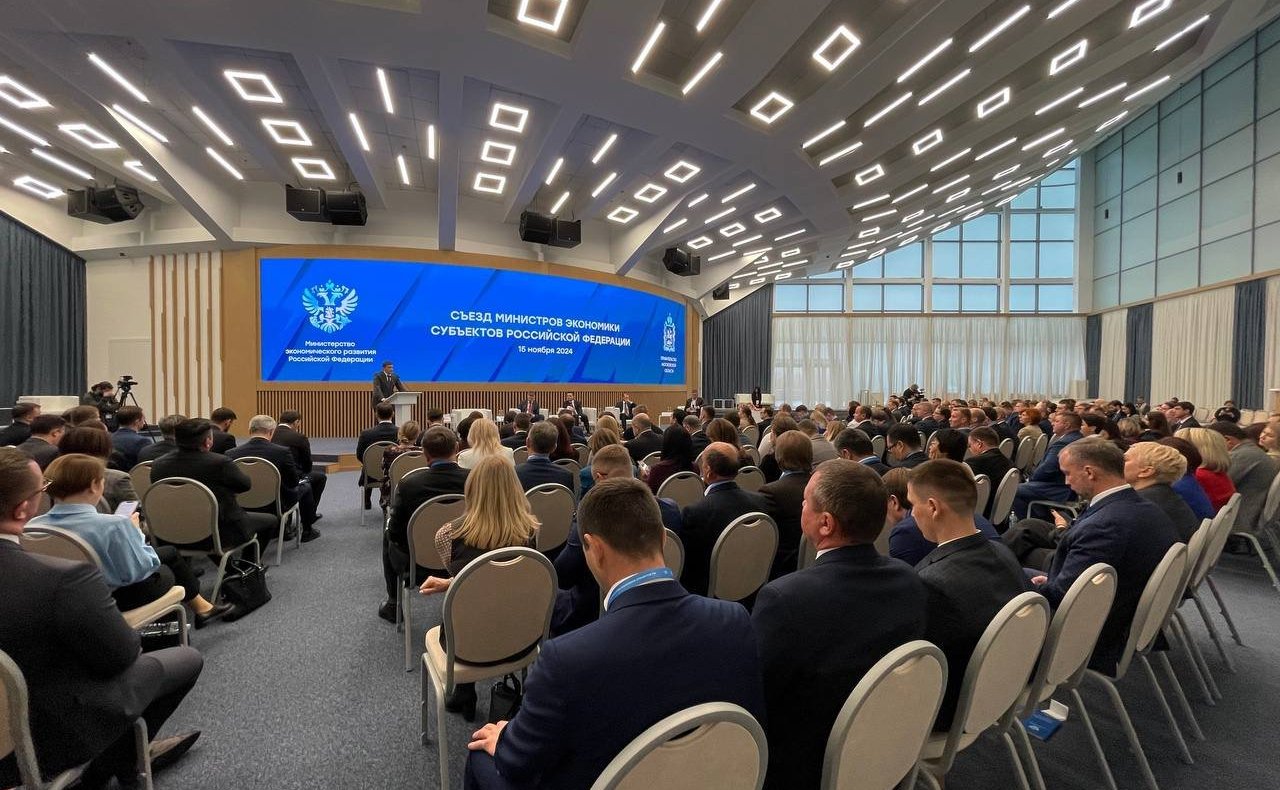 Заместитель Председателя Совета Федерации Николай Журавлев принял участие в Съезде министров экономического развития субъектов РФ