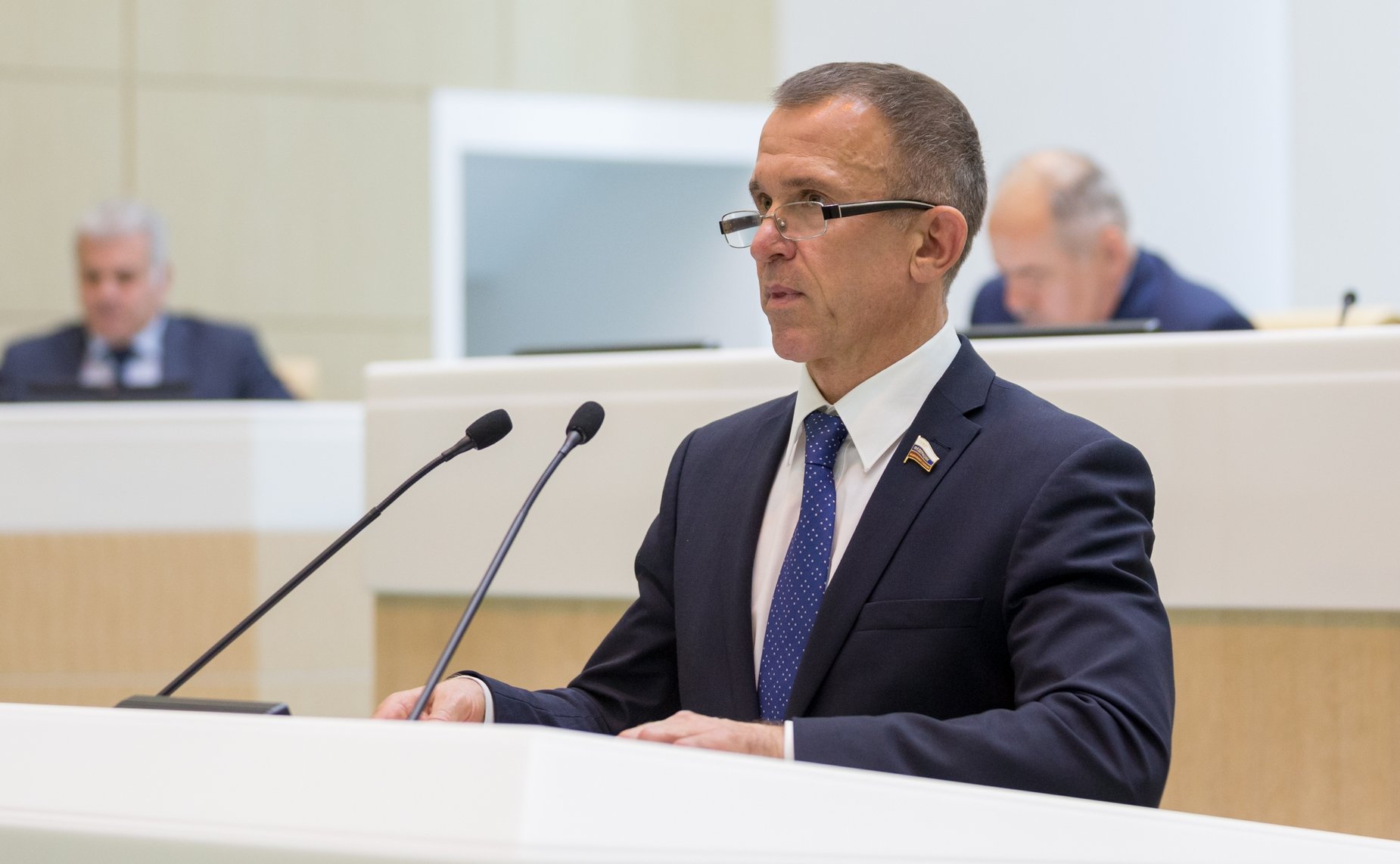 В. Кравченко