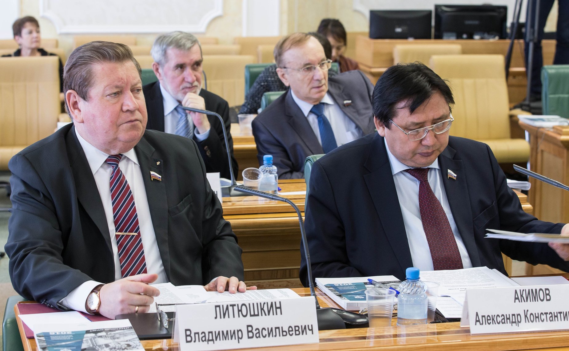 В. Литюшкин и А. Акимов