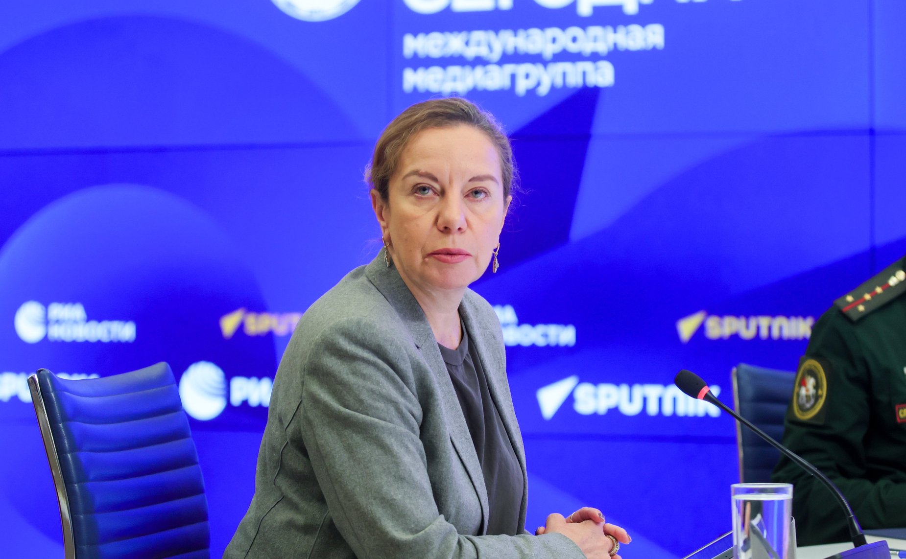 В пресс-центре медиагруппы «Россия сегодня» состоялась пресс-конференция Владимира Джабарова посвященная преступлениям киевского режима против военнопленных