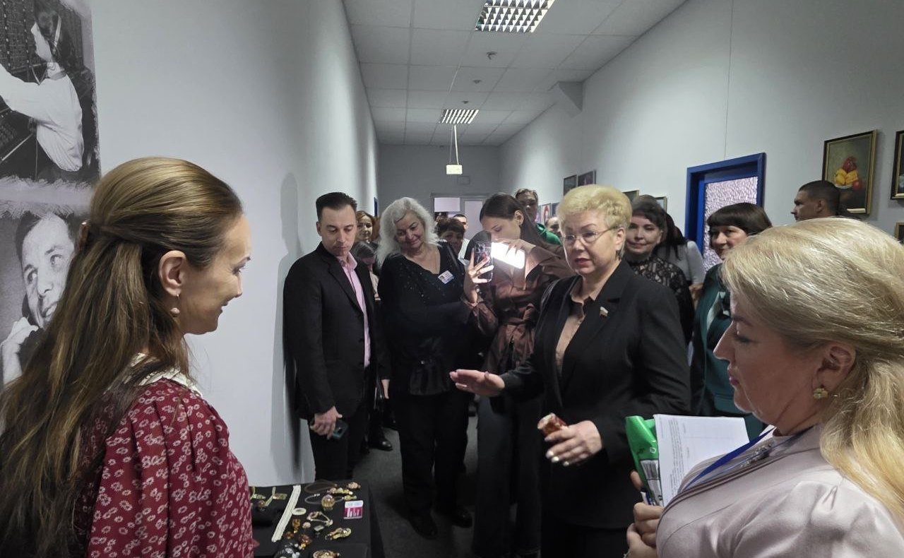 Ольга Бас приняла участие в мероприятии «Синергия секторов: Власть, Бизнес и НКО» в ЛНР