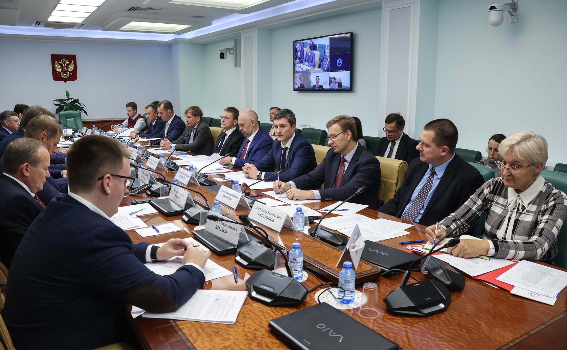 Совещание Комитета СФ по Регламенту и организации парламентской деятельности совместно с Комитетом СФ по бюджету и финансовым рынкам «Об установлении обязательных требований к обороту метилового спирта (метанола)»