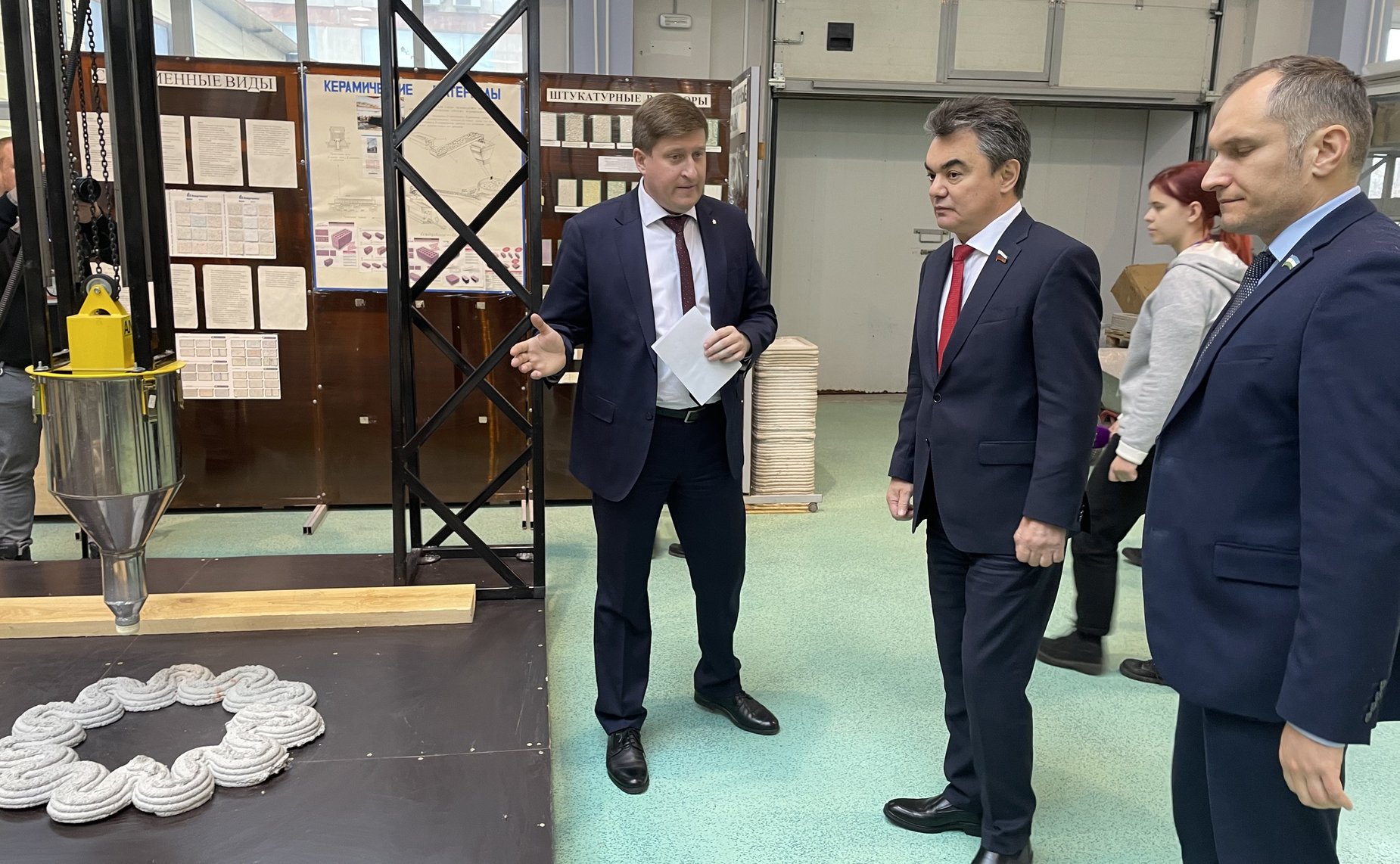 Ирек Ялалов принял участие в открытии новой кафедры «Автомобильные дороги, мосты и транспортные сооружения» в УГНТУ