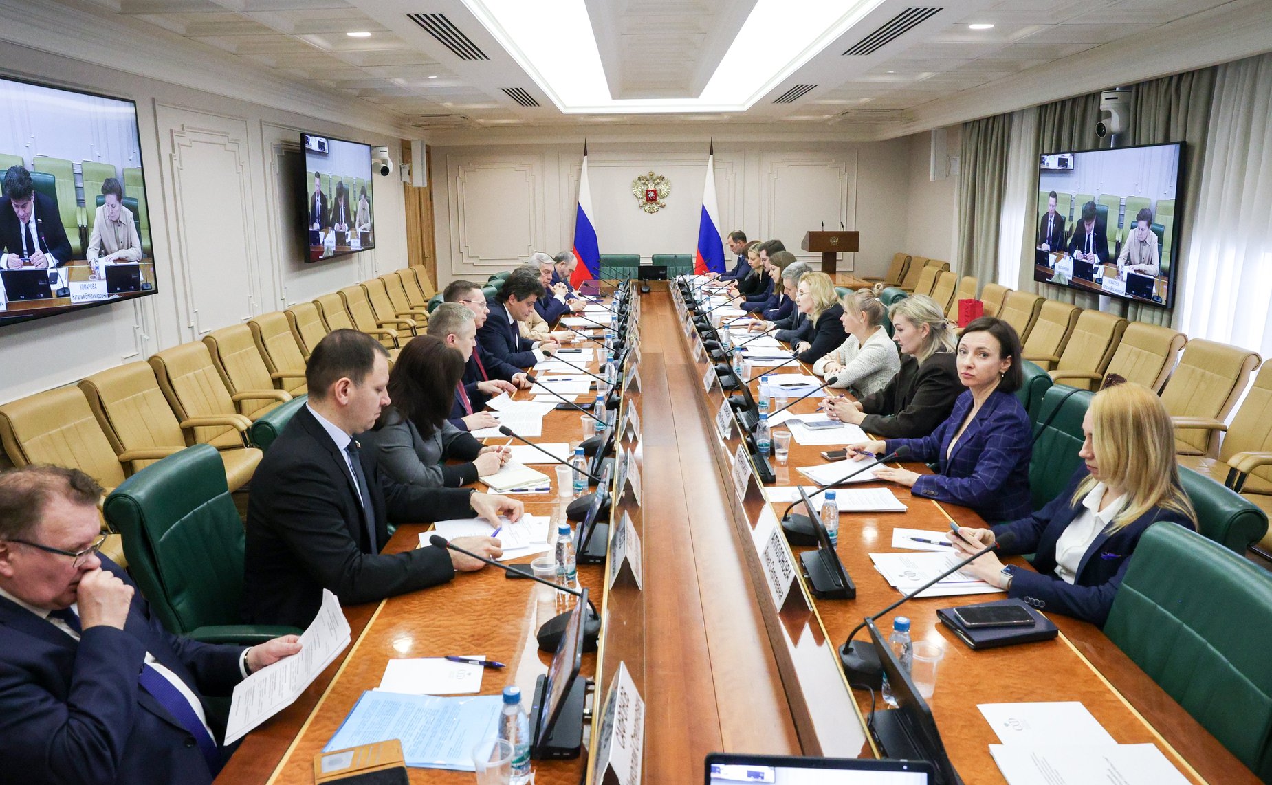 Совещание Комитета СФ по федеративному устройству, региональной политике, местному самоуправлению и делам Севера «О проблемах реализации законодательства Российской Федерации о долевом строительстве»