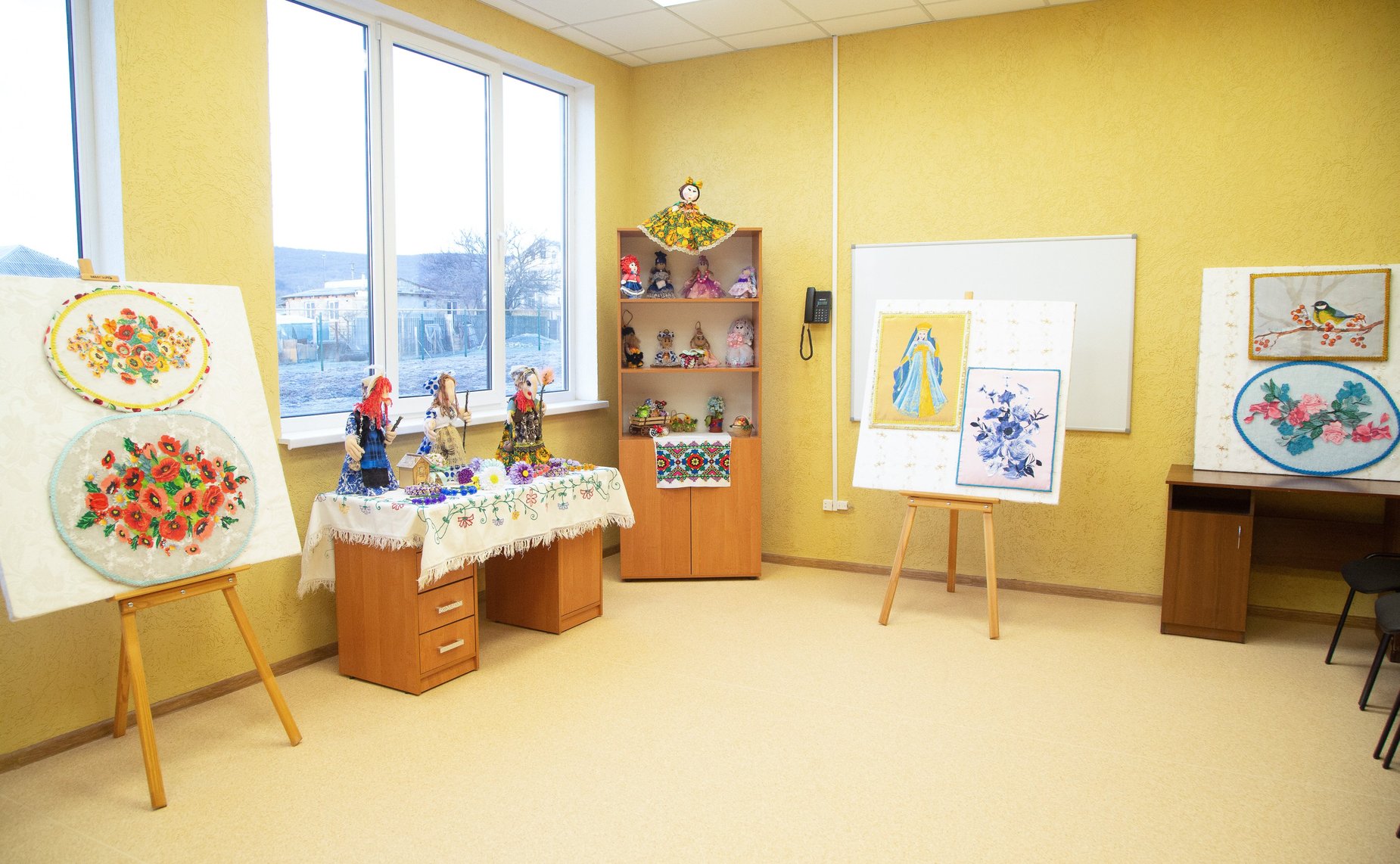 Сенаторы посетили Железнодорожненский сельский Дом культуры в Республике Крым