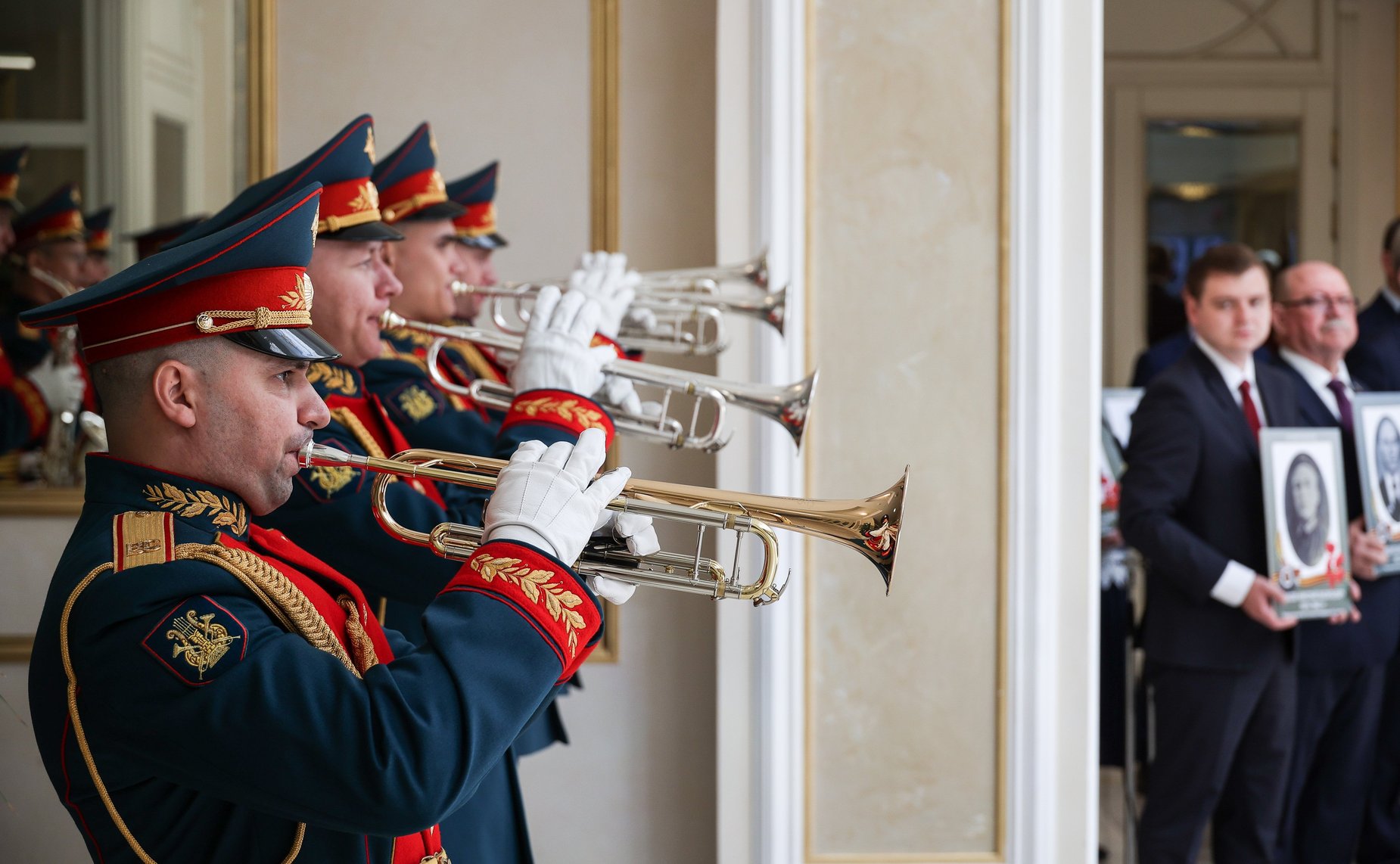 В Совете Федерации состоялась торжественная церемония открытия выставки «Память поколений»