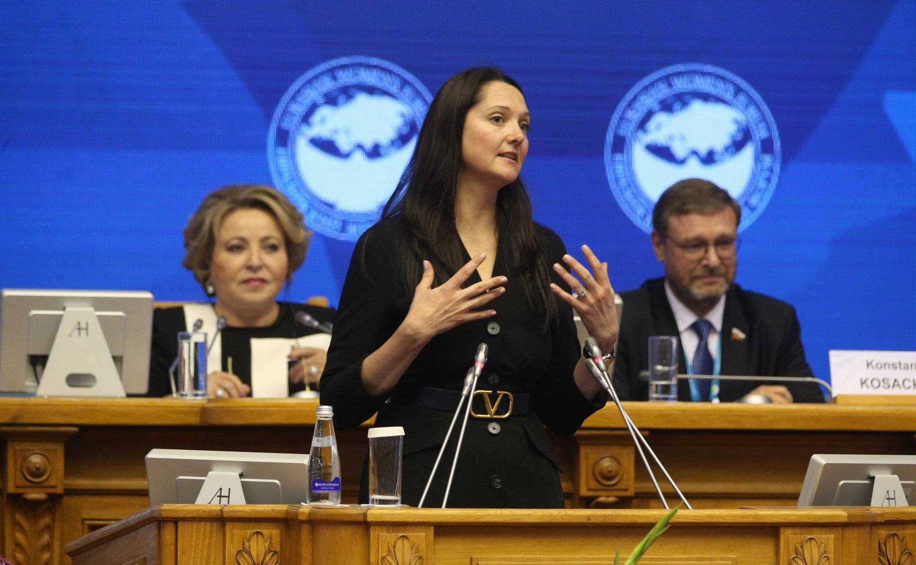 Заключительное пленарное заседание Третьего Евразийского женского форума «Женщины: глобальная миссия в новой реальности»