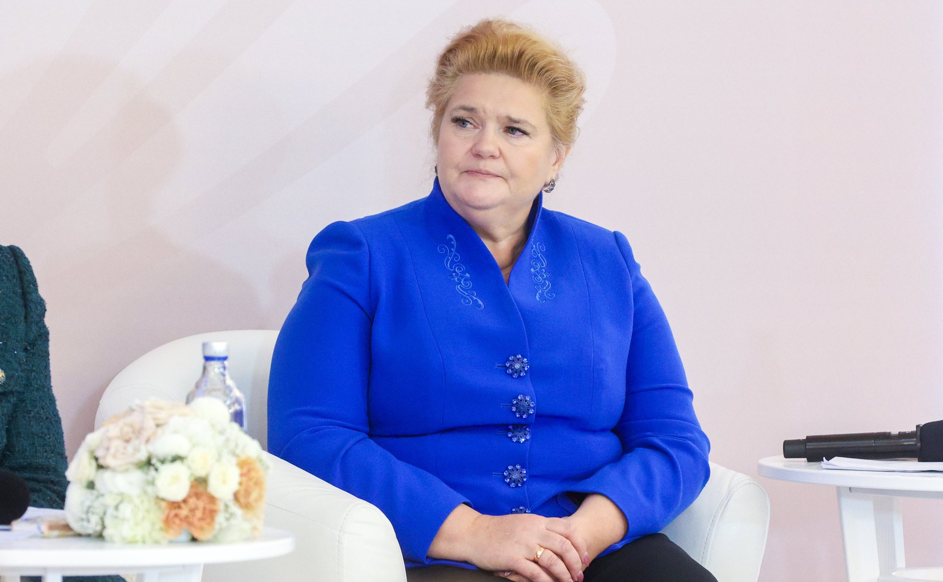 Пленарное заседание международного форума «Женщины за сохранение традиций»