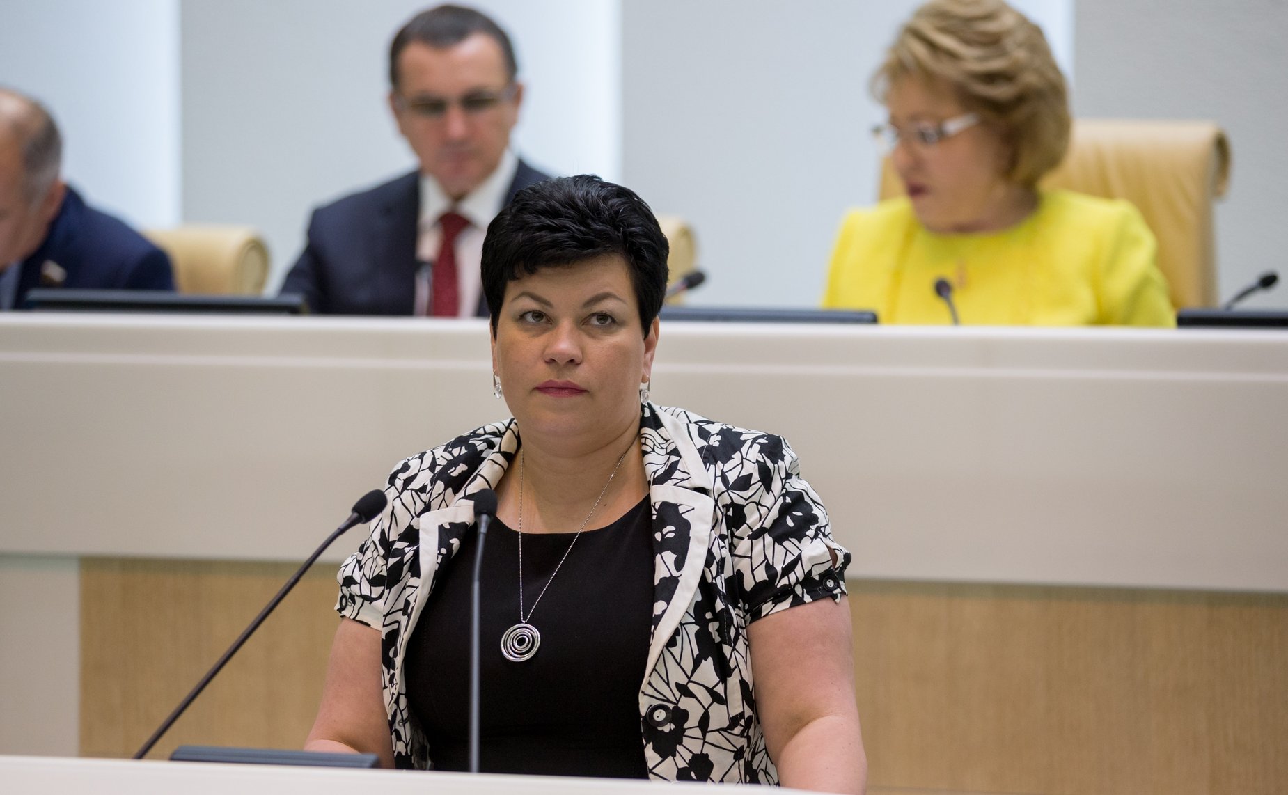 Л. Кононова