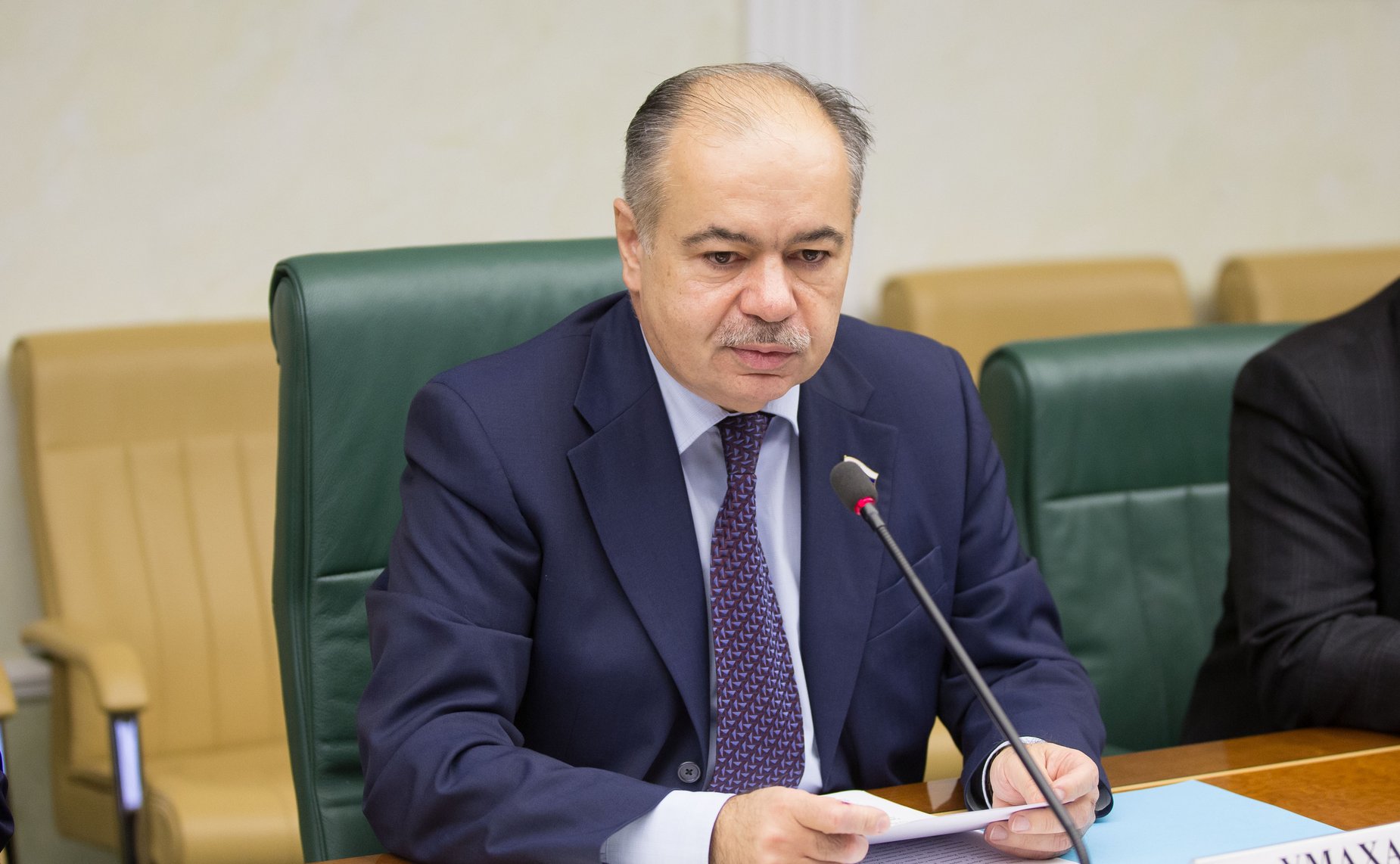 Ильяс Умаханов  провел совещание, посвященное итогам Хаджа-2014