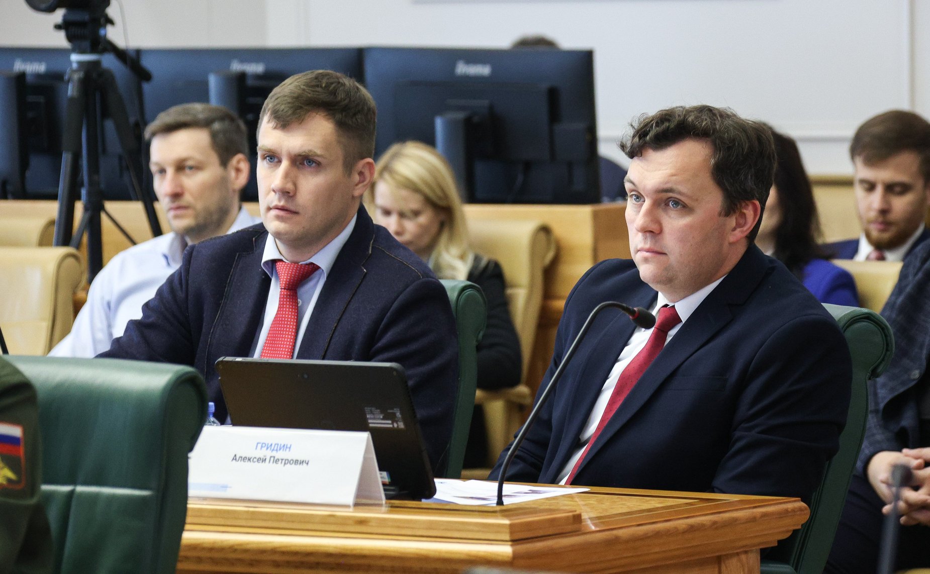 Круглый стол на тему «Федеральный проект «Искусственный интеллект»: вопросы нормативного регулирования и кадрового обеспечения»