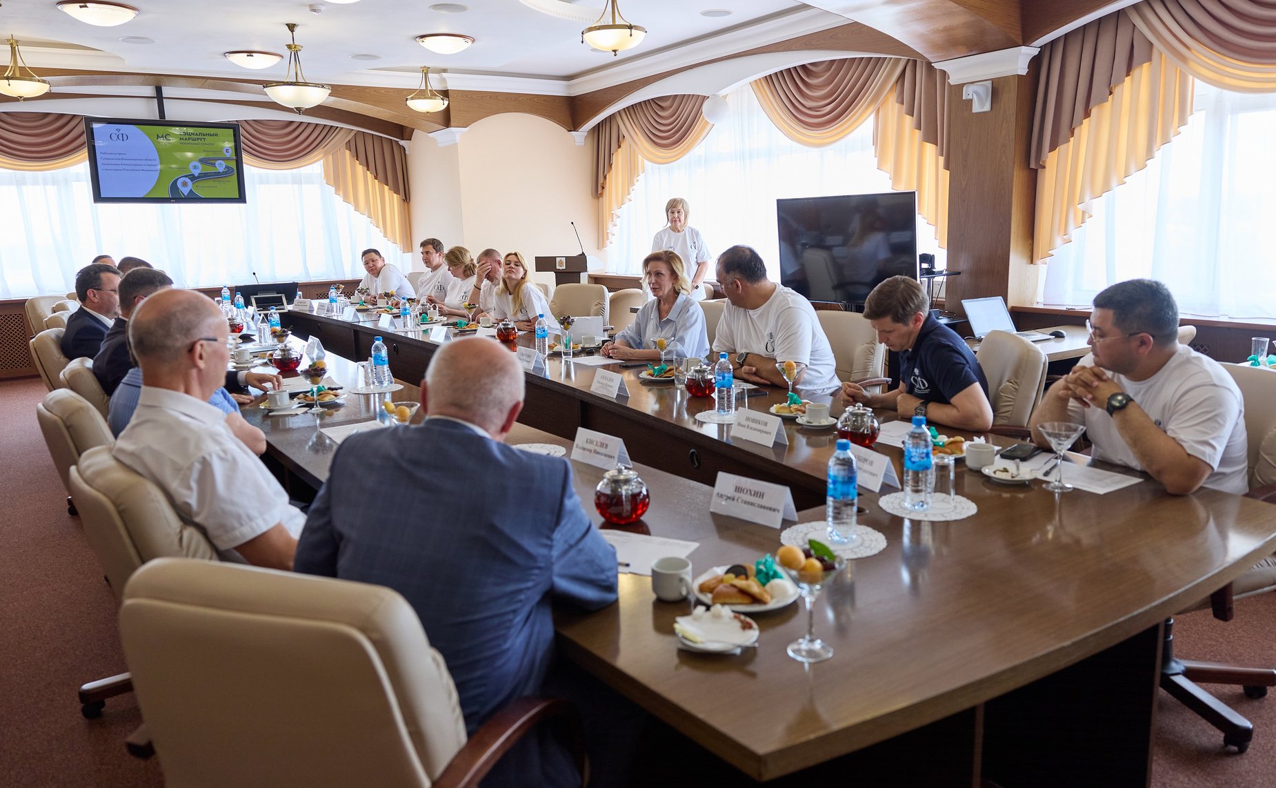 Законодатели провели встречу с губернатором Владимирской области Александром Авдеевым