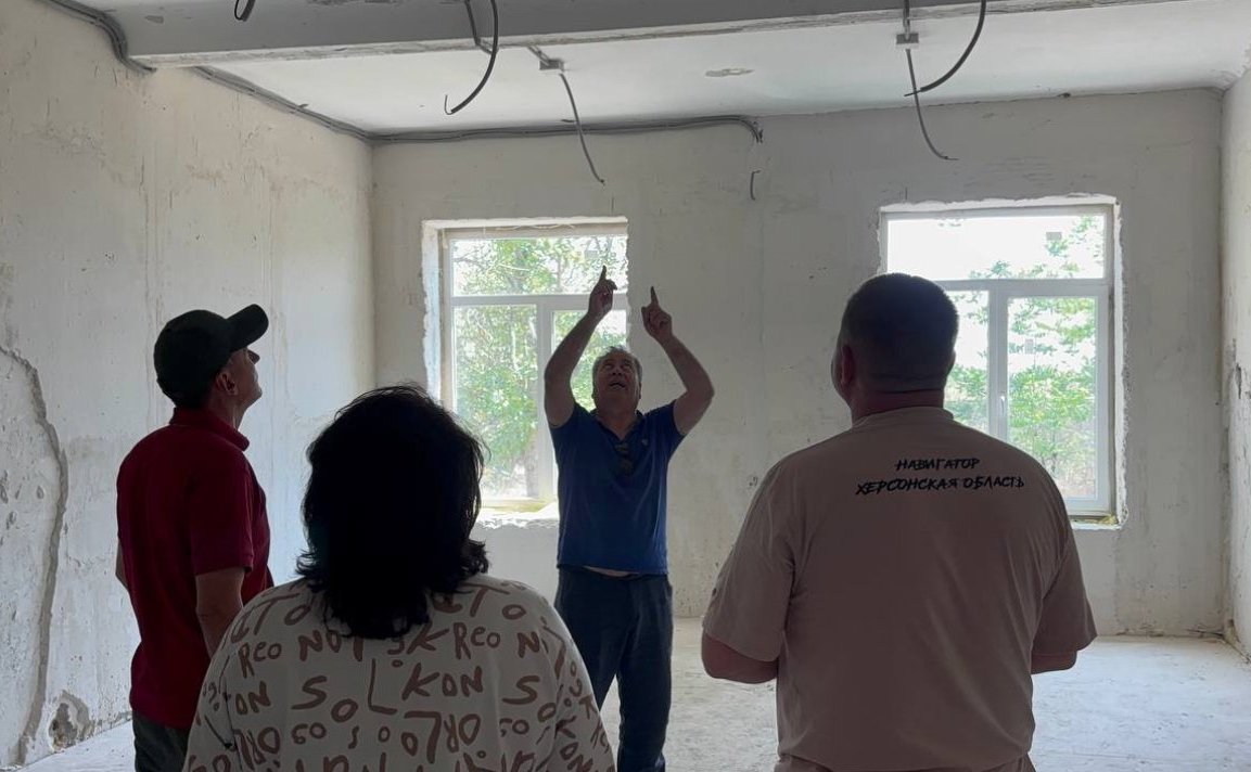 Игорь Кастюкевич ознакомился с ходом ремонтных работ в гериатрическом центре Херсонской области