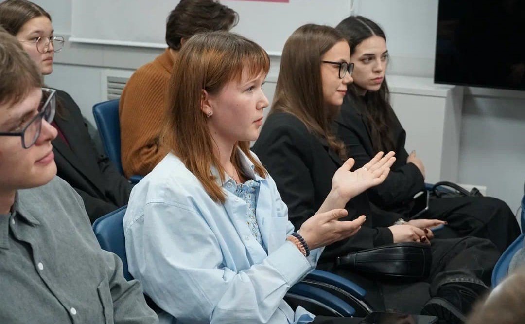 Александр Терентьев в рамках поездки в регион встретился со студентами юридического факультета и Института вычислительной математики и информационных технологий Казанского федерального университета