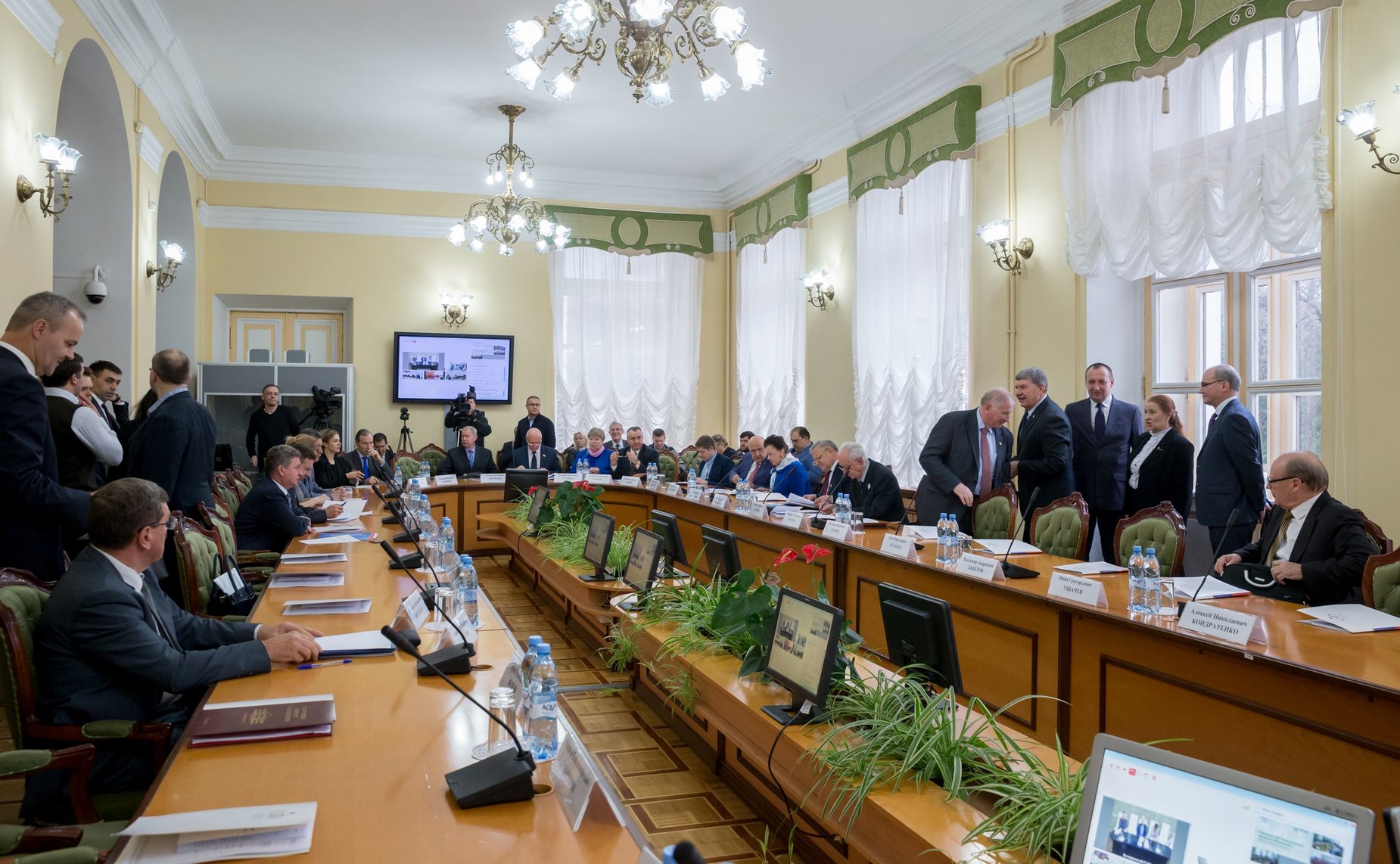 Парламентские слушания на тему «Ключевые факторы развития аграрного образования»