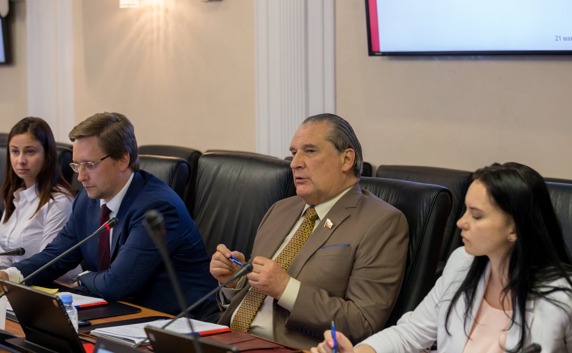 «Круглый стол» на тему «Проблемы правового просвещения в средней школе»