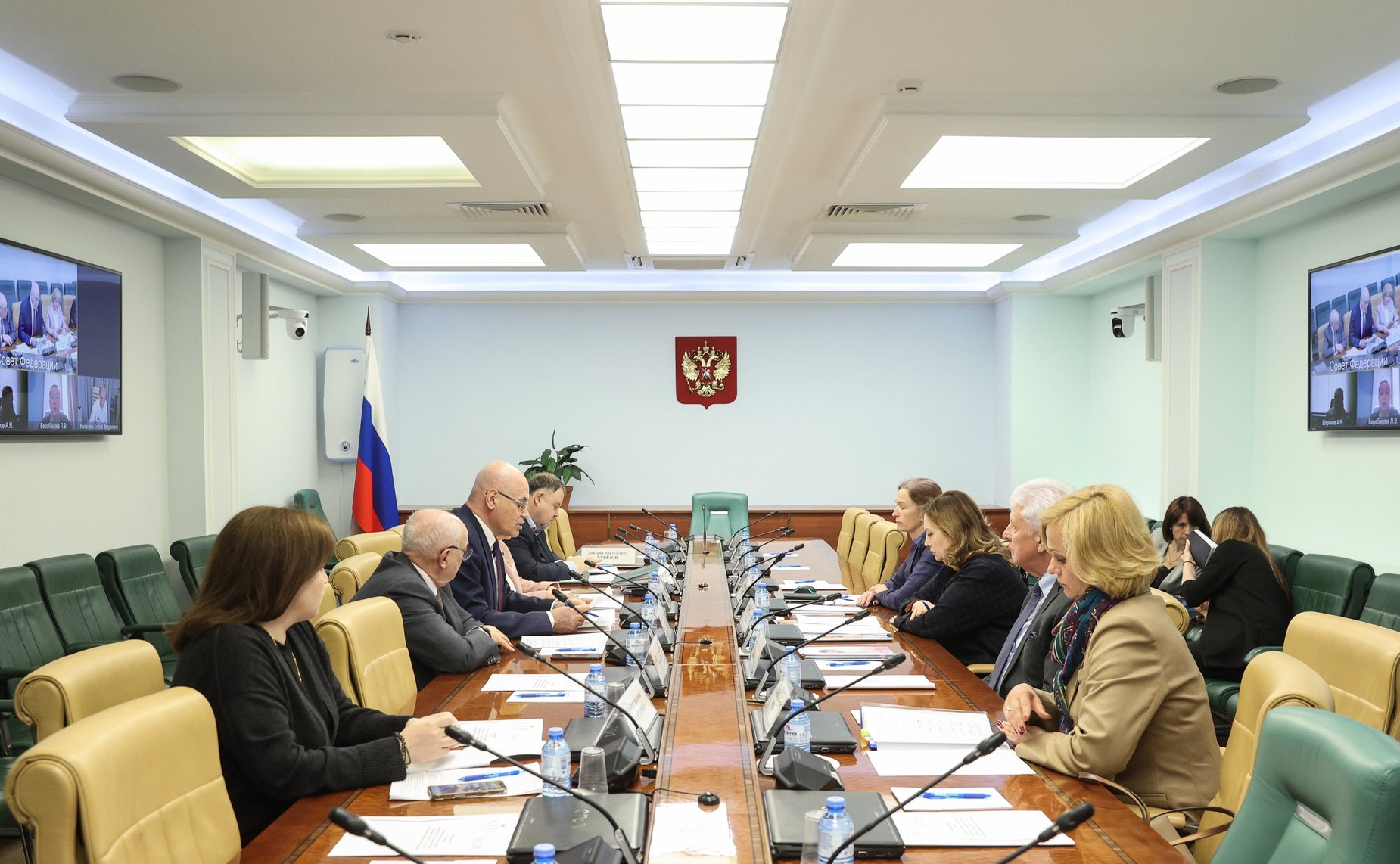 Совещание Комитета СФ по Регламенту и организации парламентской деятельности совместно с Комитетом СФ по социальной политике