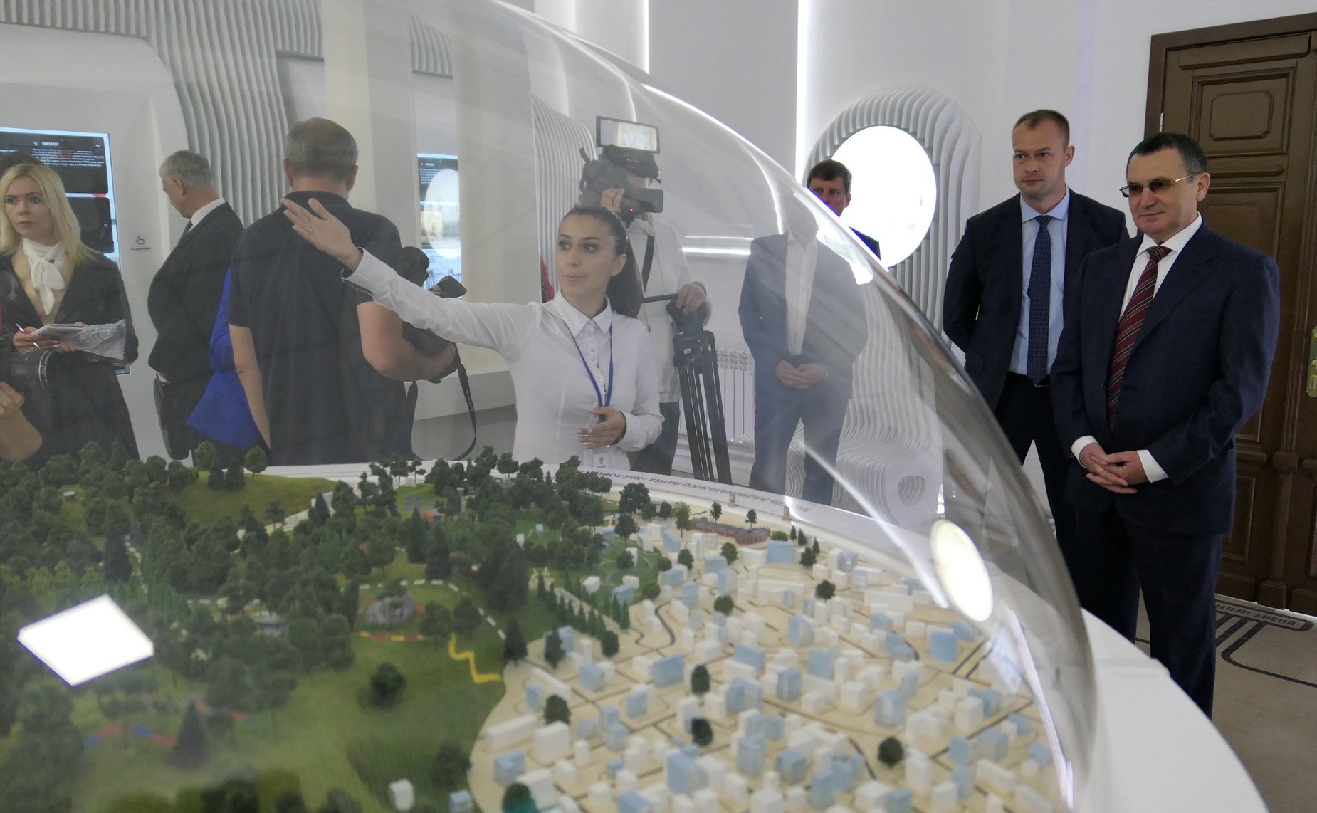 Выездное заседание рабочей группы Совета Федерации по взаимодействию с федеральными органами исполнительной власти и органами государственной власти Ставропольского края по вопросам комплексного развития города-курорта Кисловодска