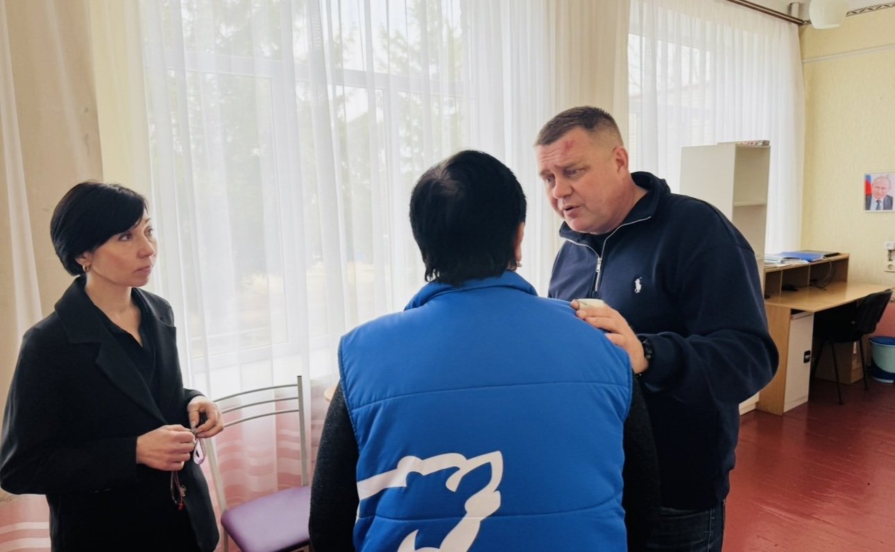 Игорь Кастюкевич посетил школу в поселке Верхний Рогачик