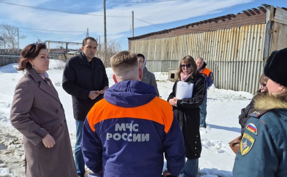 Андрей Хапочкин принял участие в совещании в Долинском районе